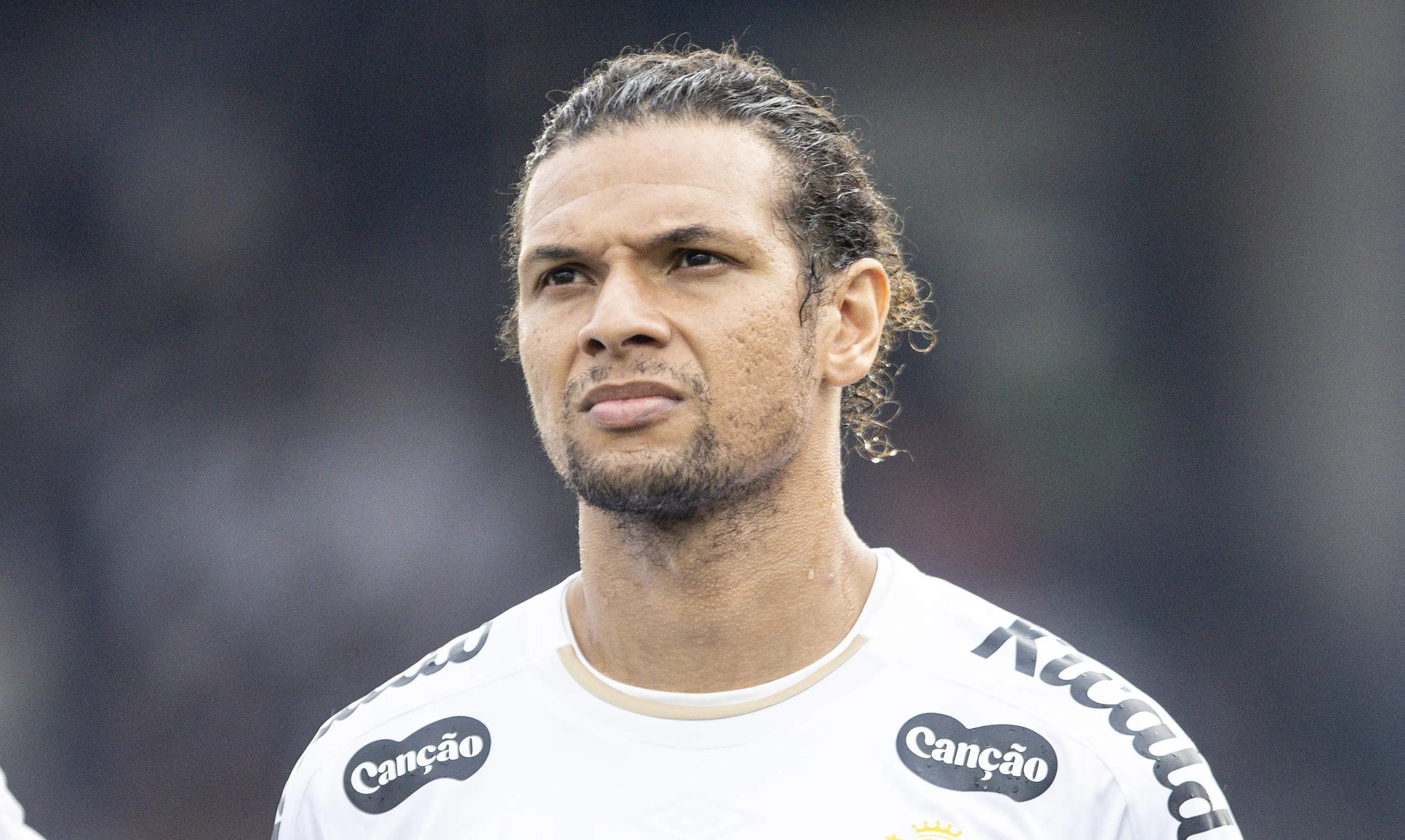 Willian Arão responde na zaga e ganha "nova" função no Santos