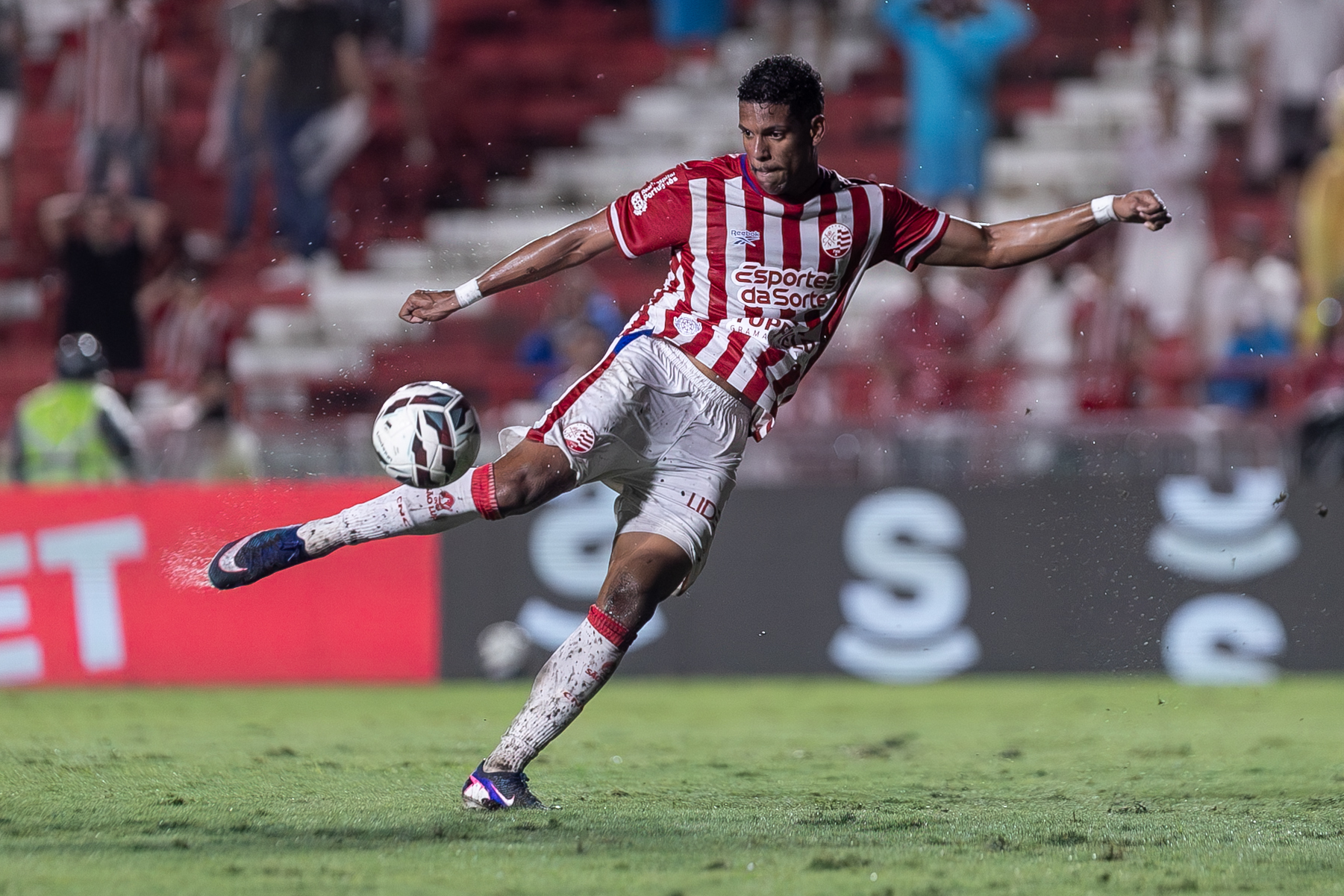 São Bernardo x Náutico: veja onde assistir e prováveis escalações do jogo pela Série B
