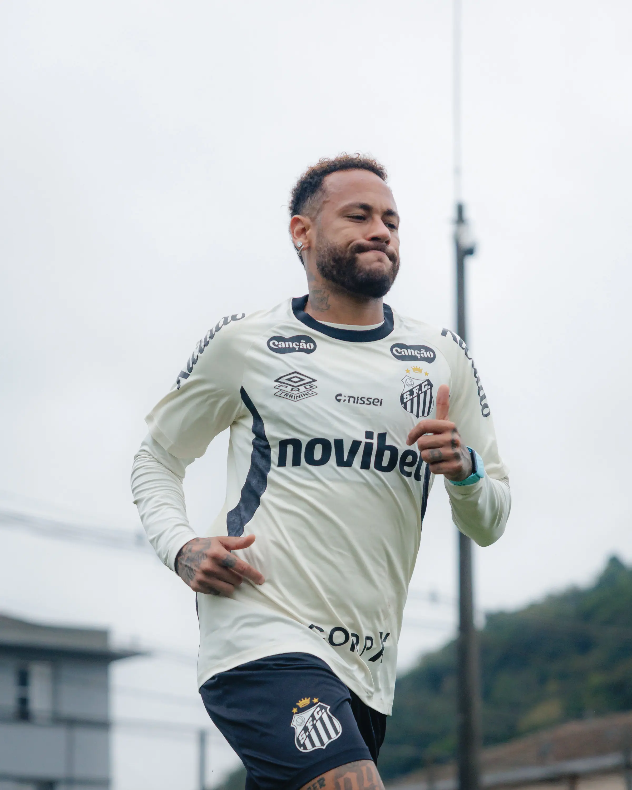Santos relaciona Neymar para clássico com Palmeiras; veja provável escalação