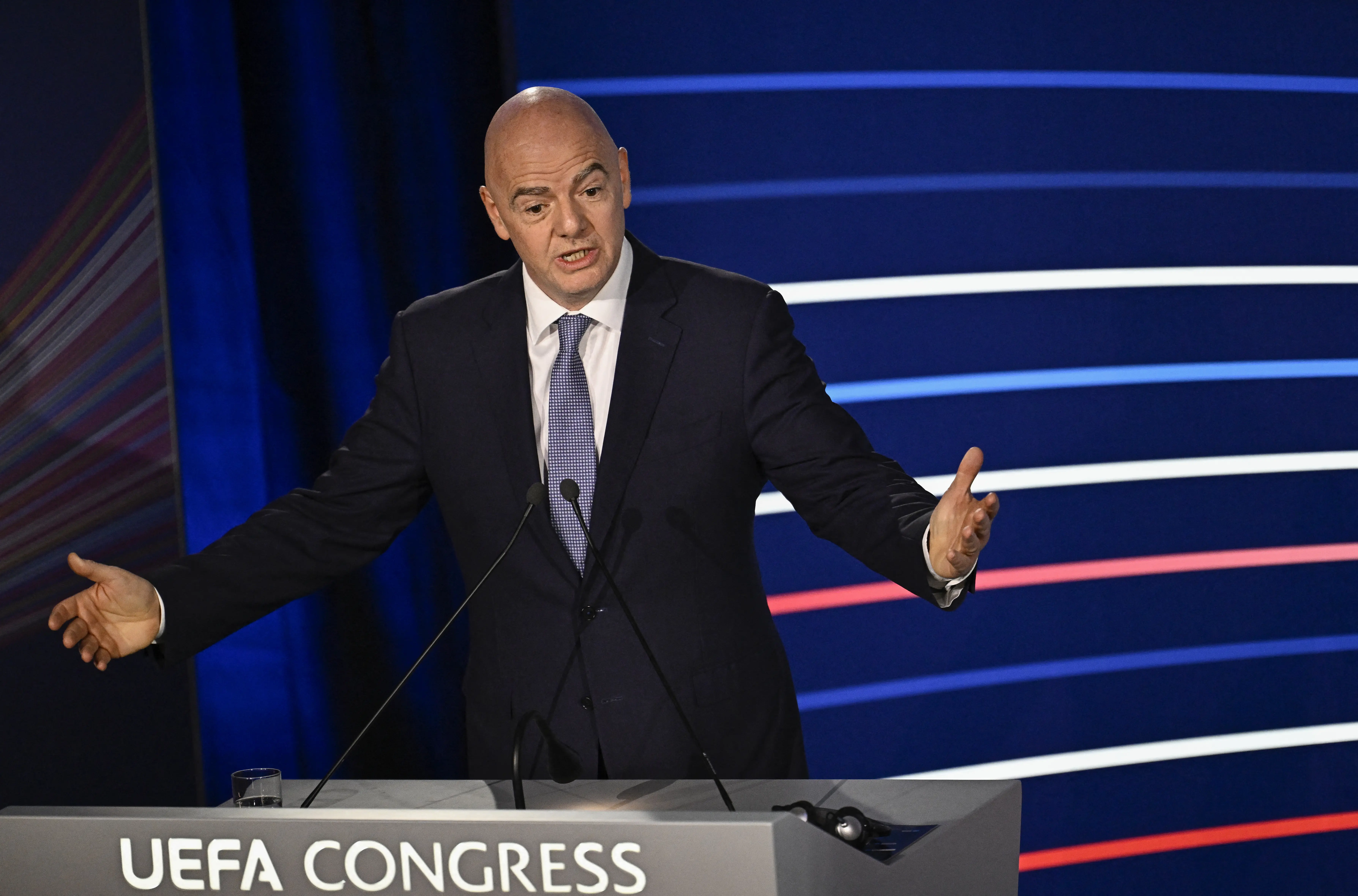 Federação Holandesa de Futebol propõe cúpula sem Infantino para discutir futuro da Fifa