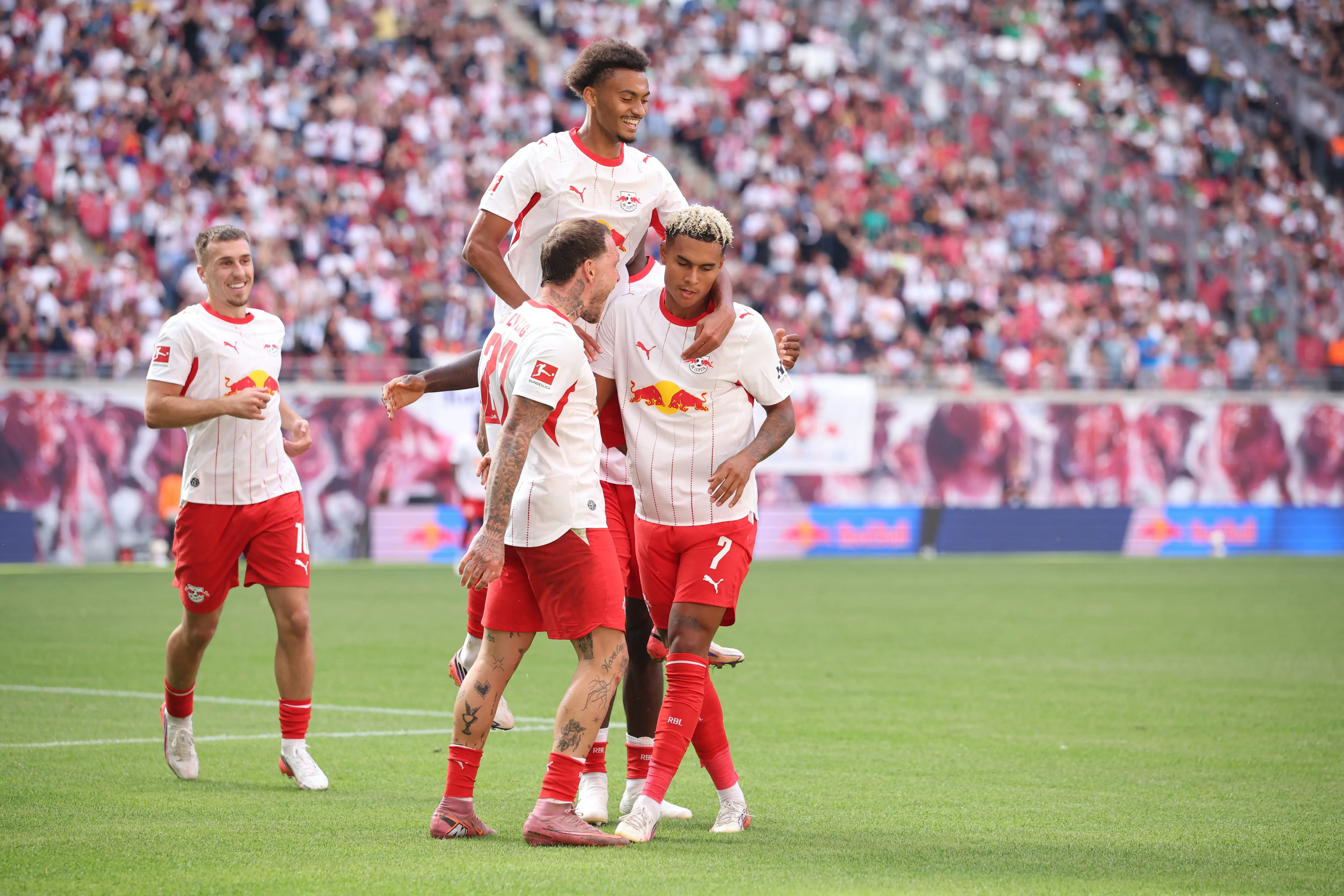 Leipzig vence na estreia de Demichelis; Leverkusen perde para time que subiu da 2ª divisão