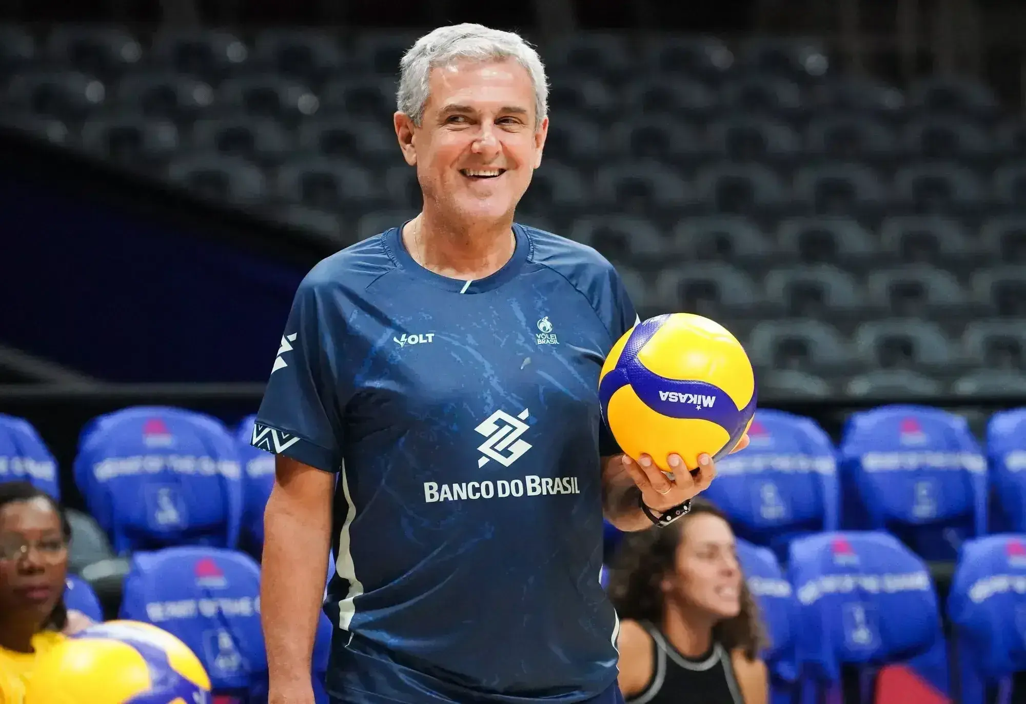 José Roberto Guimarães é anunciado como técnico do Los Angeles na LOVB