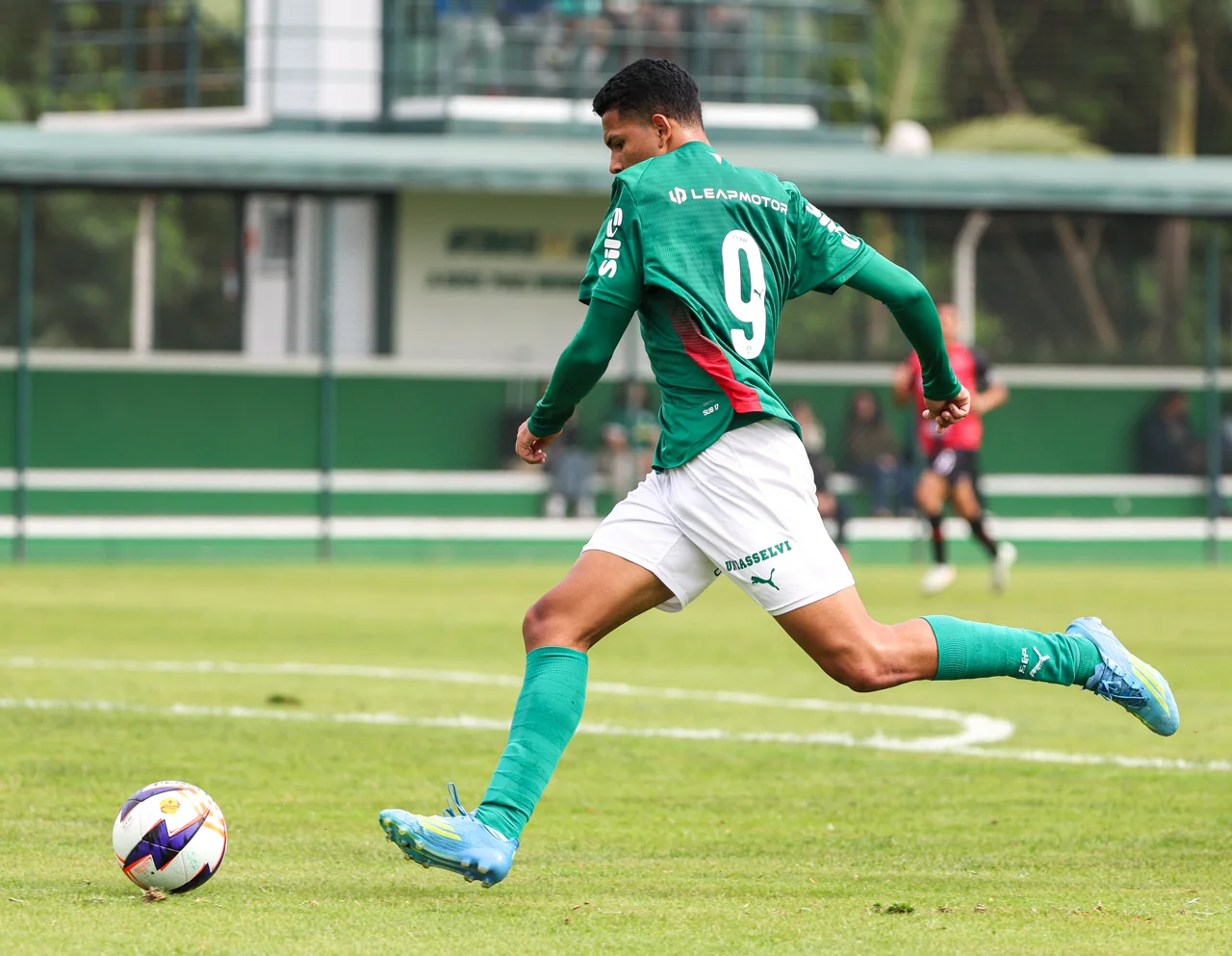 Palmeiras goleia no Paulista sub-17 em estreia de técnico português