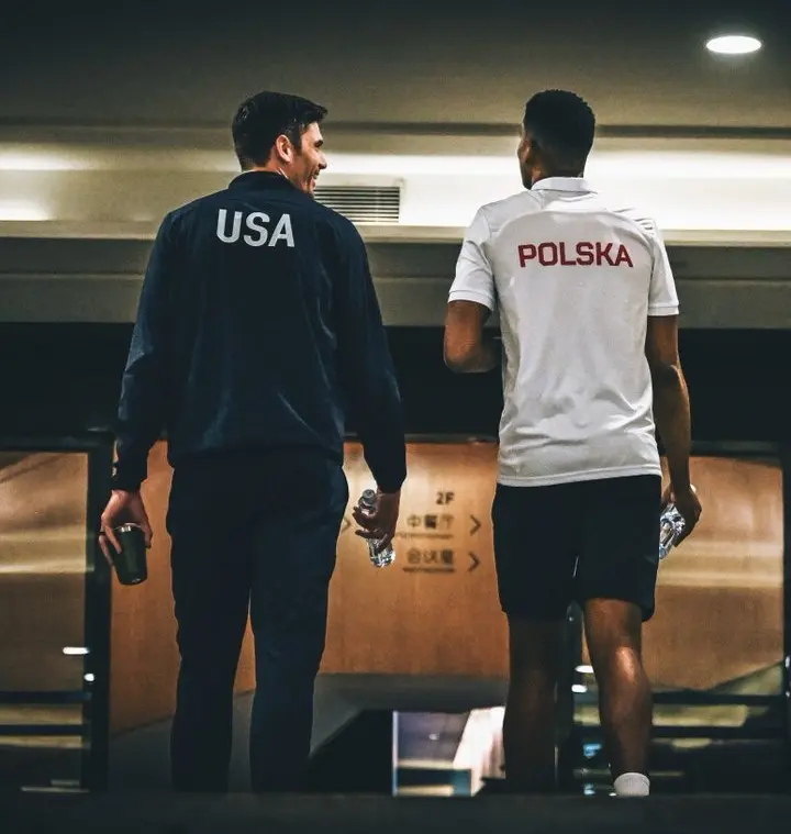Polônia e Estados Unidos repetem decisão de 2023 e vão disputar final da Liga das Nações de vôlei