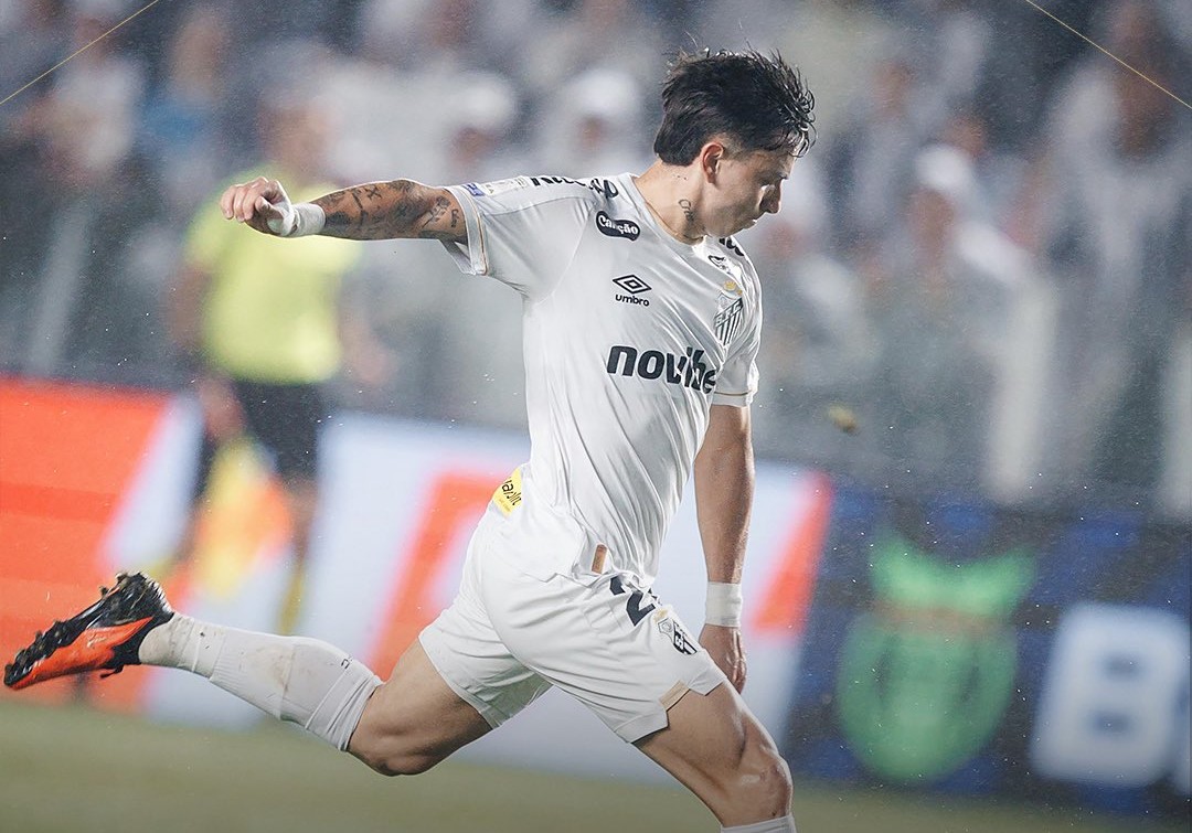 Santos x Athletico-PR: veja fotos do jogo pelo Campeonato Brasileiro