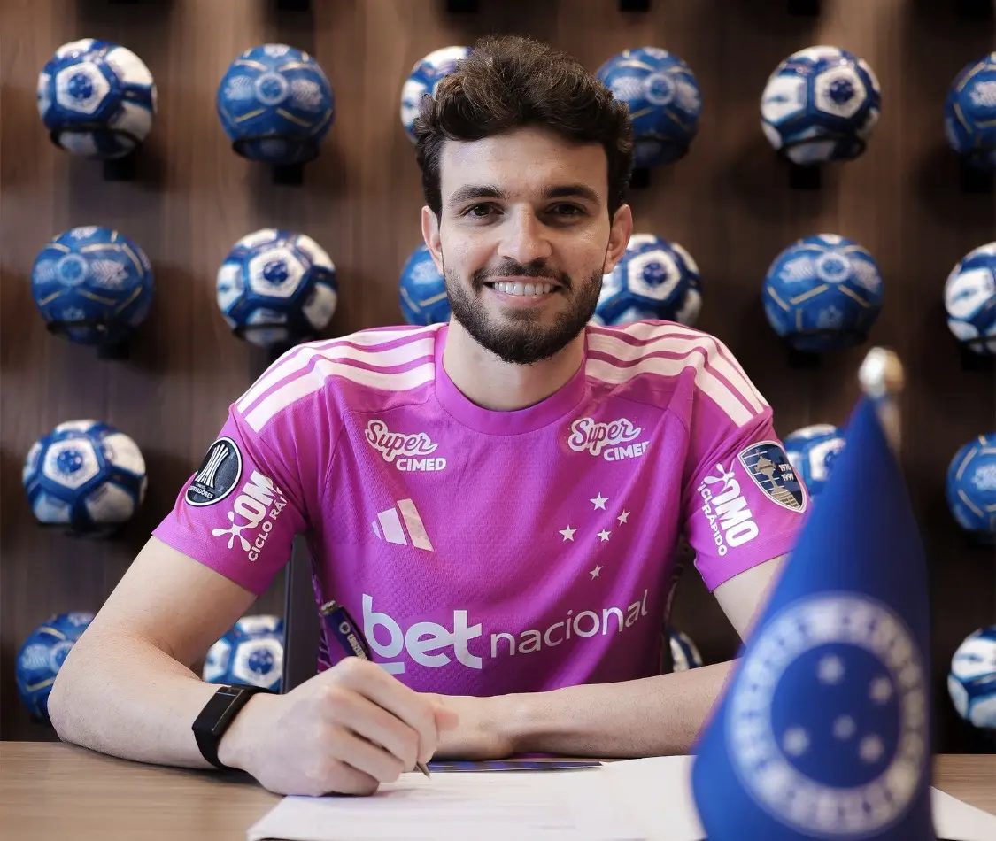 Cruzeiro acerta renovação de contrato com goleiro Otávio até 2031; veja detalhes