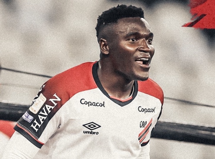 Viveros vira artilheiro e cita “objetivo em segredo” do Athletico-PR no Brasileirão