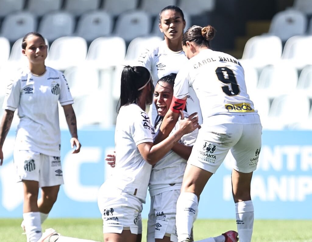 Santos goleia Juventude e sobe na tabela do Brasileirão Feminino
