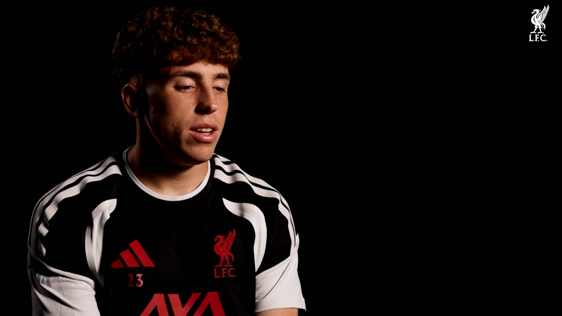 Muñoz vira a página após título da Copa: “Pronto para fazer história no Liverpool”