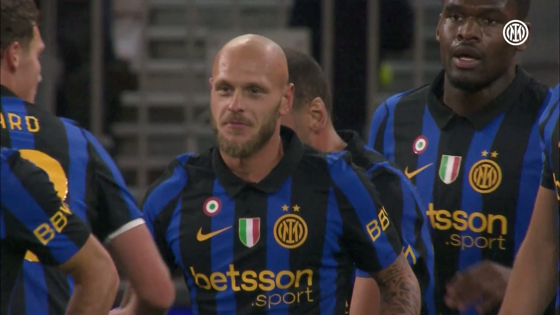 Inter vence a Juventus por 2 a 1 na Austrália