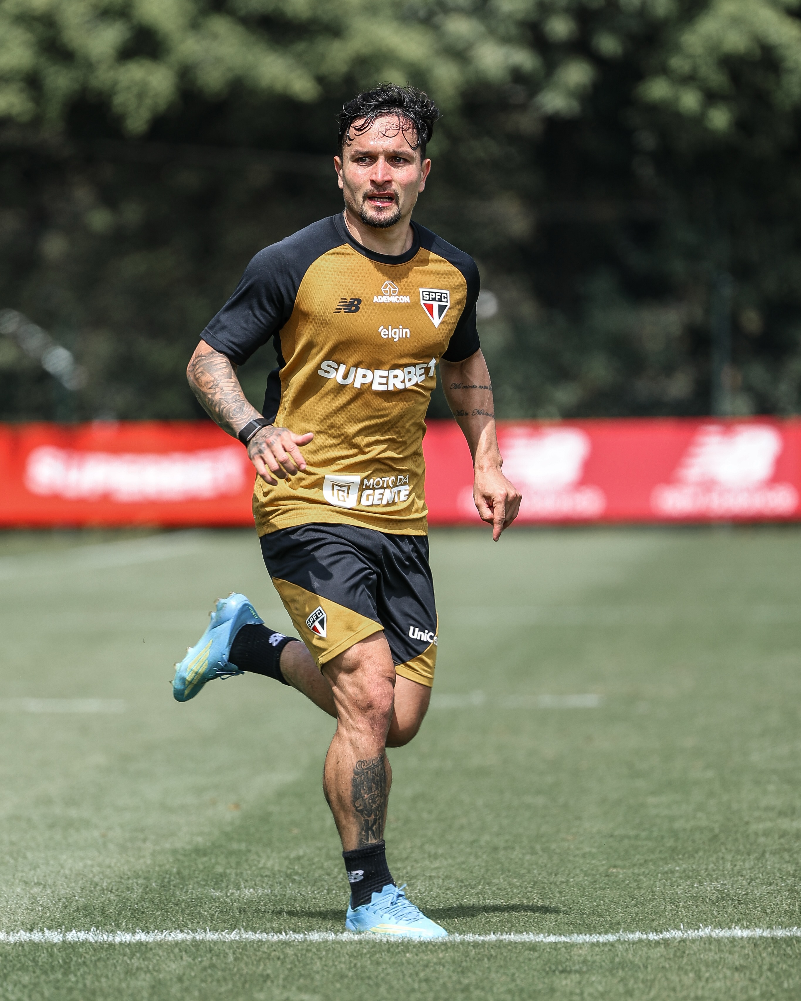 Confira as fotos do treino do São Paulo desta quarta-feira