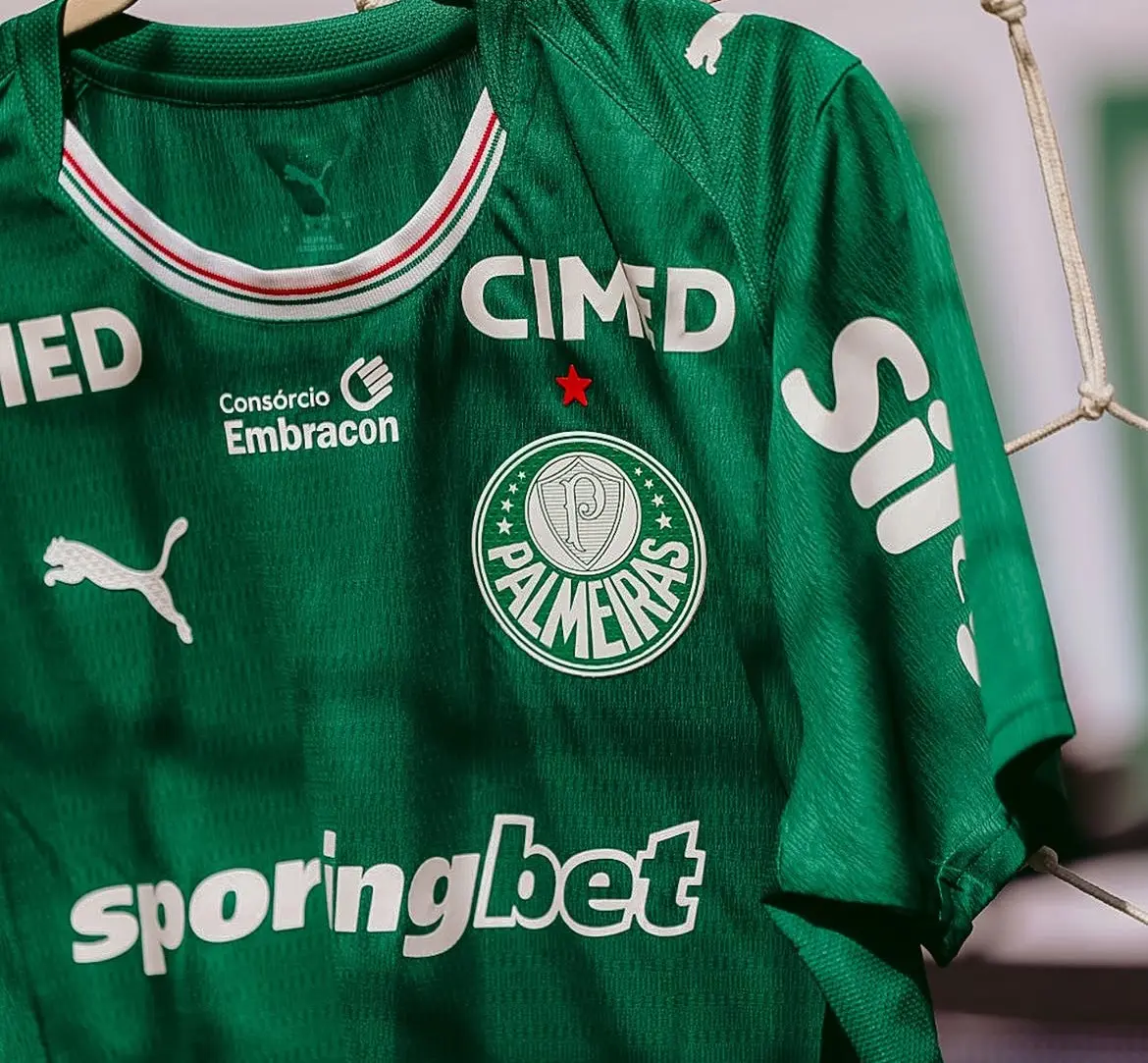 Palmeiras ironiza nota e volta a cutucar Flamengo: "Para quem não conhece a finalidade do VAR"
