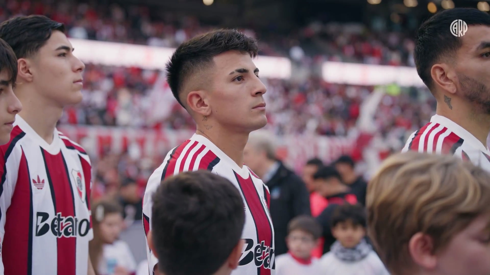 Por dentro da estreia de Thiago Almada pelo River Plate