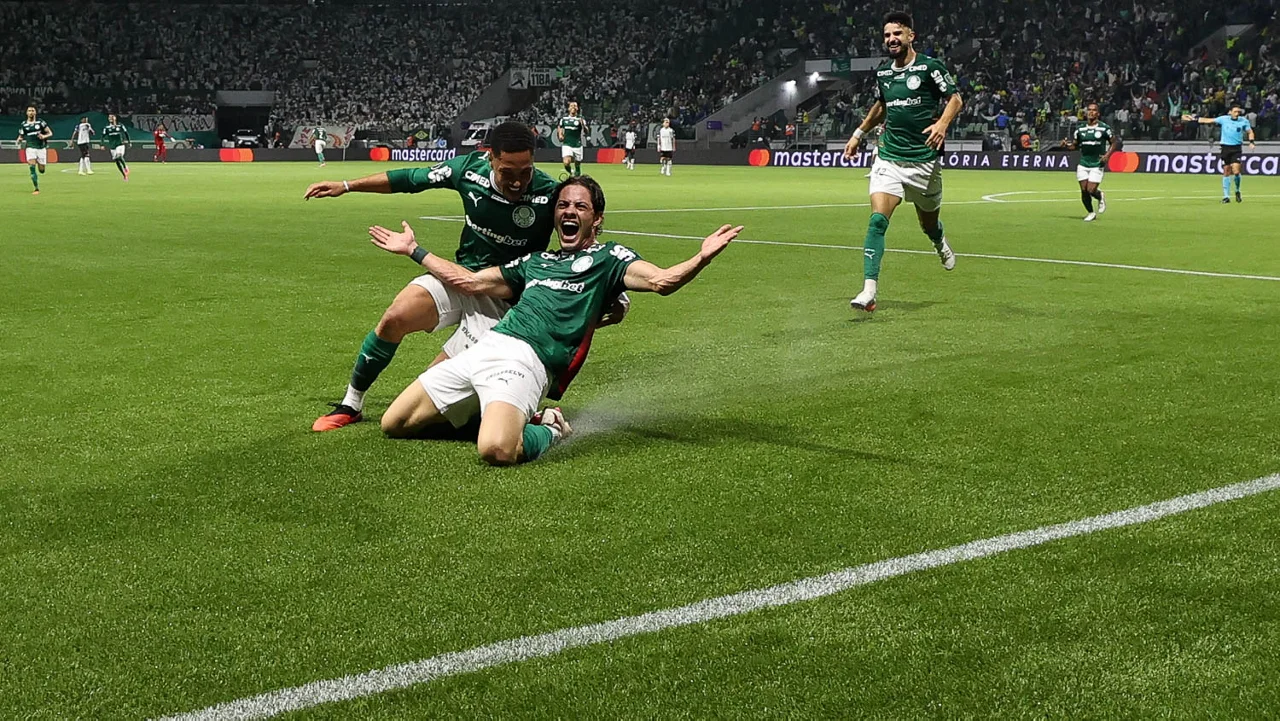 Contra o São Paulo, Palmeiras põe à prova invencibilidade em clássicos no ano