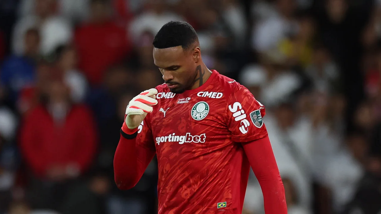 Leila posta meme de Carlos Miguel após classificação do Palmeiras: “Mais calmos?”
