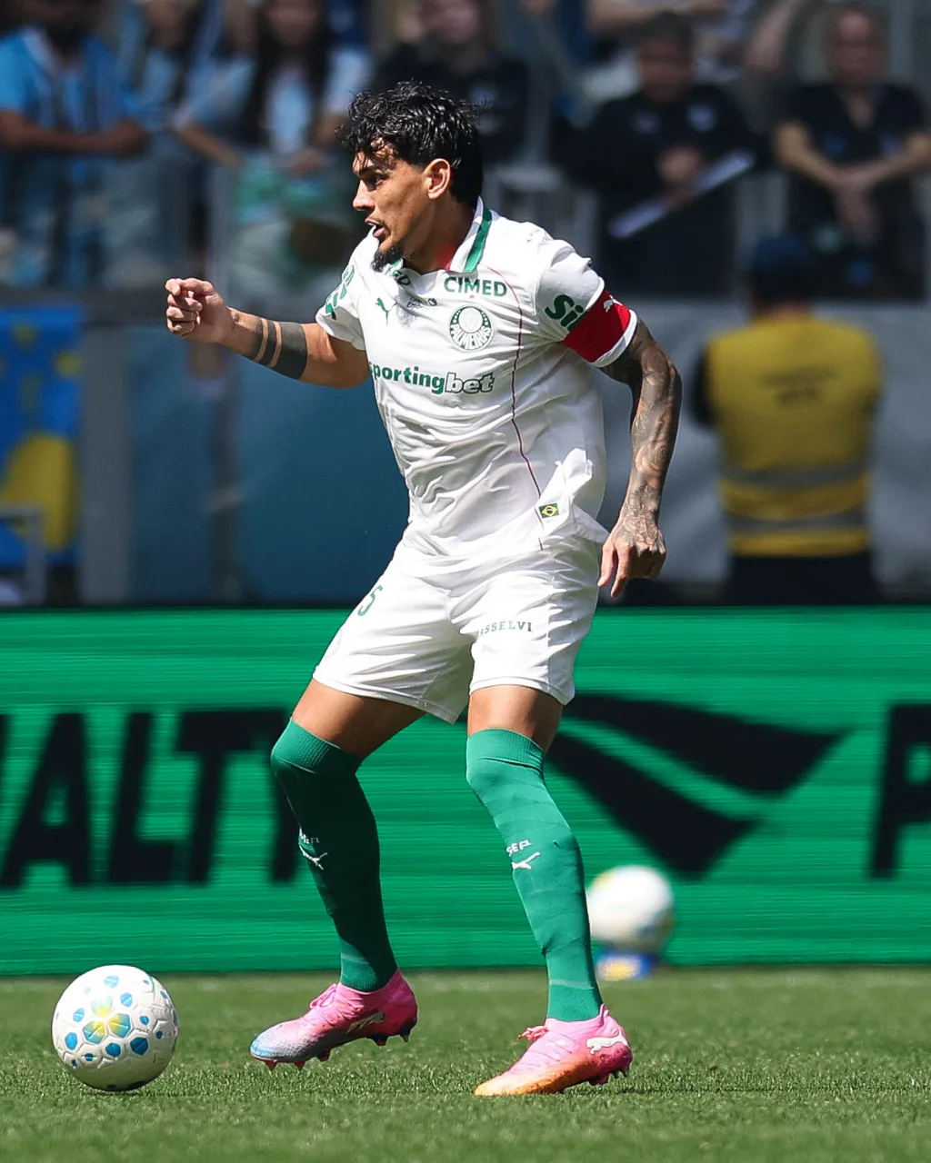 Paraguai convoca trio do Palmeiras e um do Santos para amistosos
