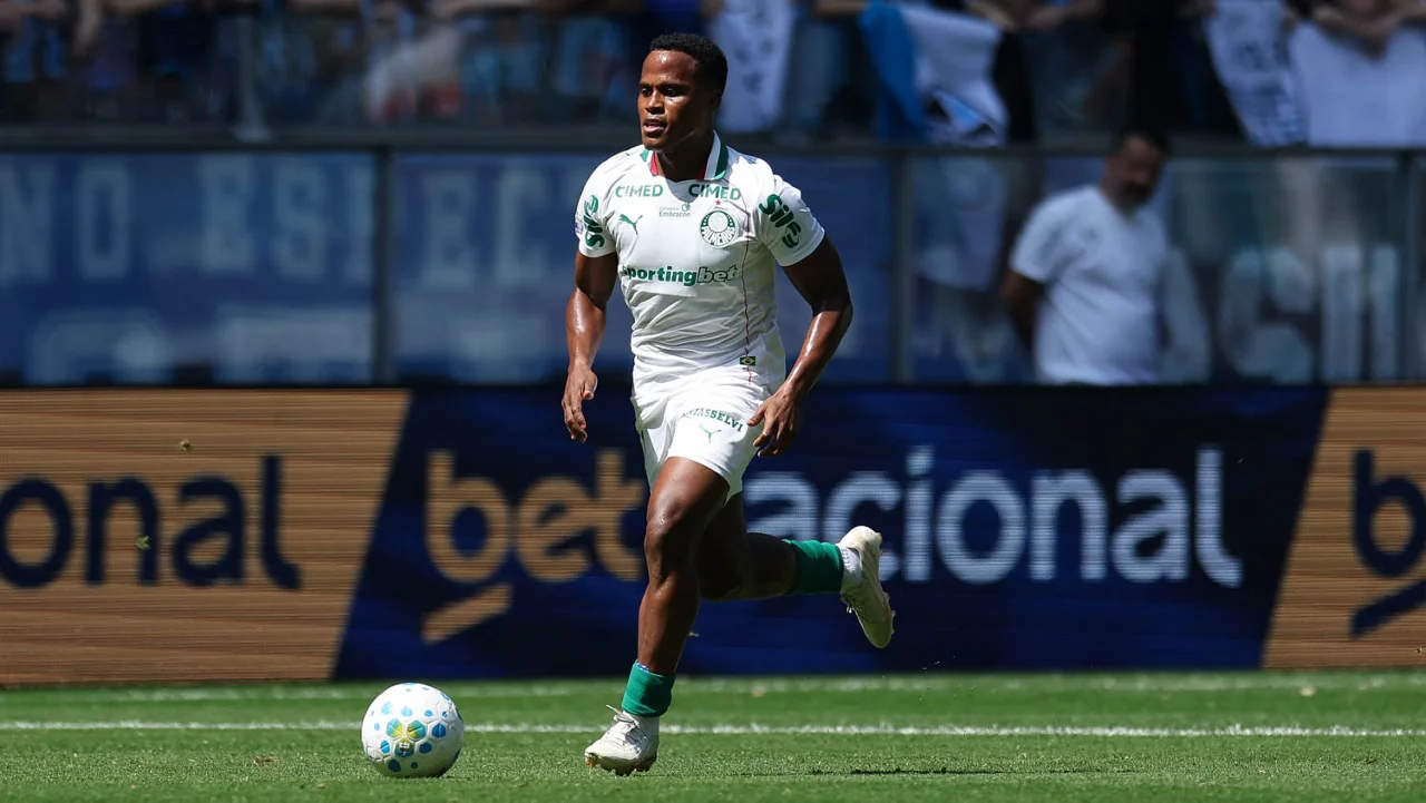 Palmeiras retoma os trabalhos desfalcado e monitora convocados para sequência após a data Fifa