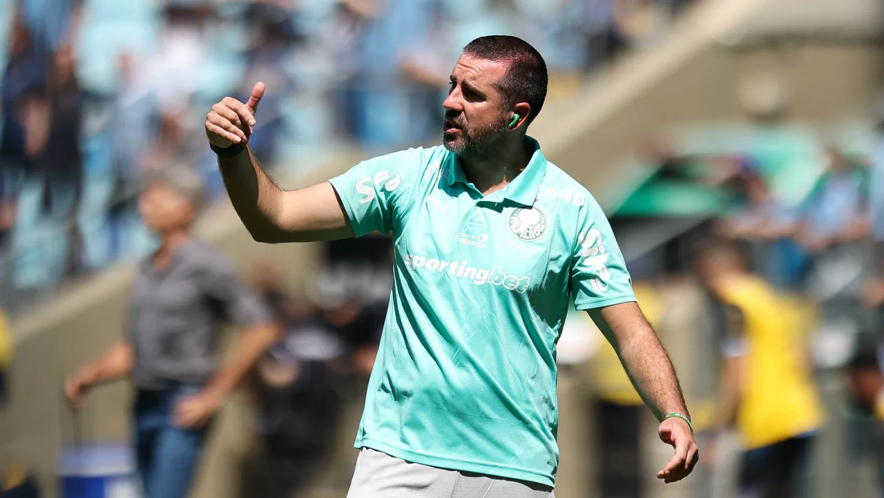 Auxiliar detalha plano do Palmeiras para data Fifa e faz alerta para retorno de convocados