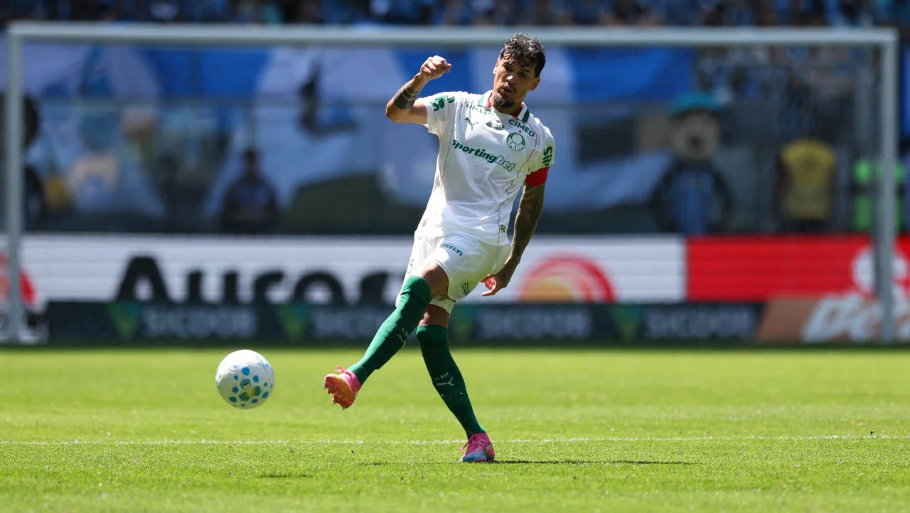 Desfalcado por grupo de convocados, Palmeiras define programação para a data Fifa; confira