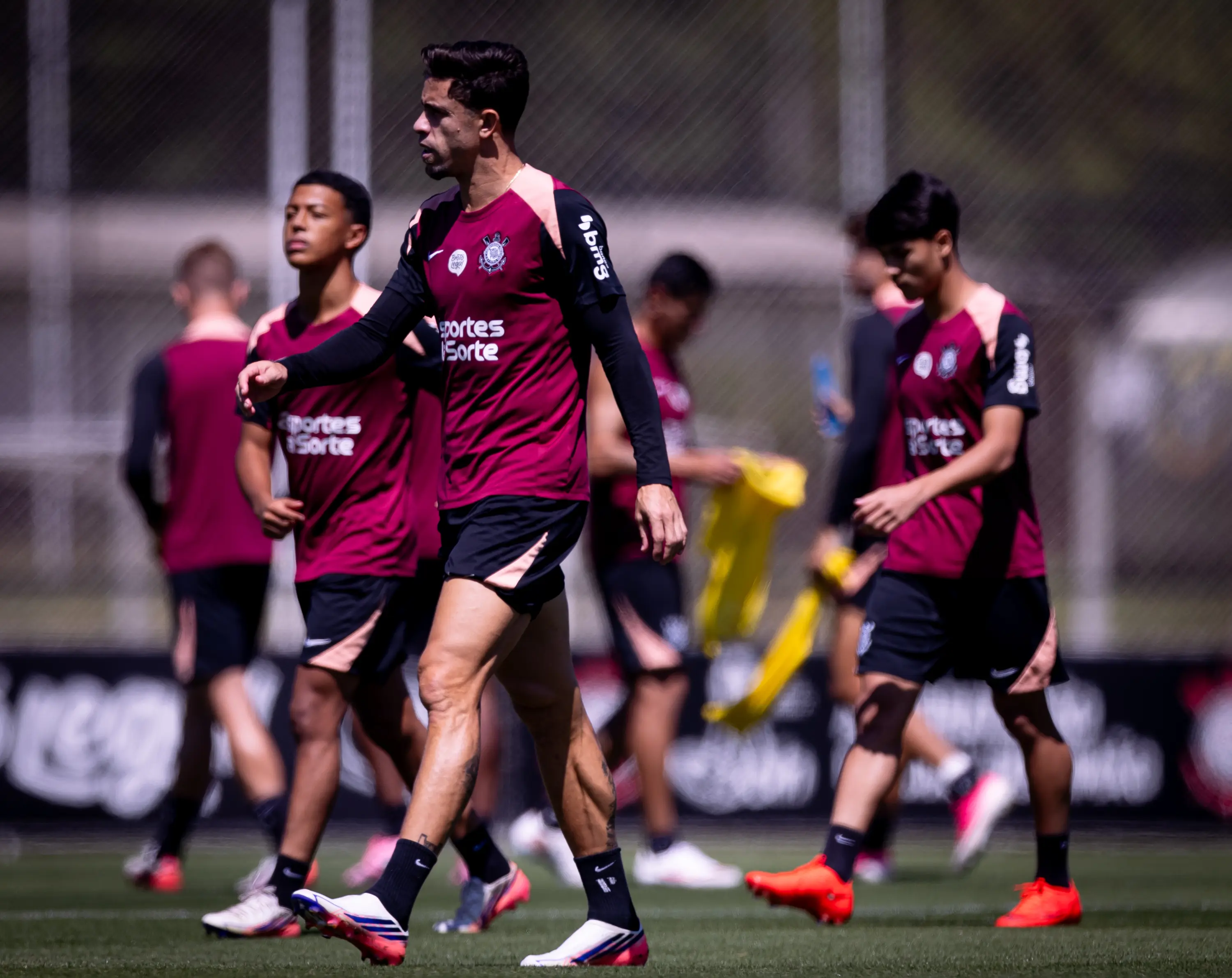Veja galeria de fotos do treino do Corinthians nesta quinta-feira