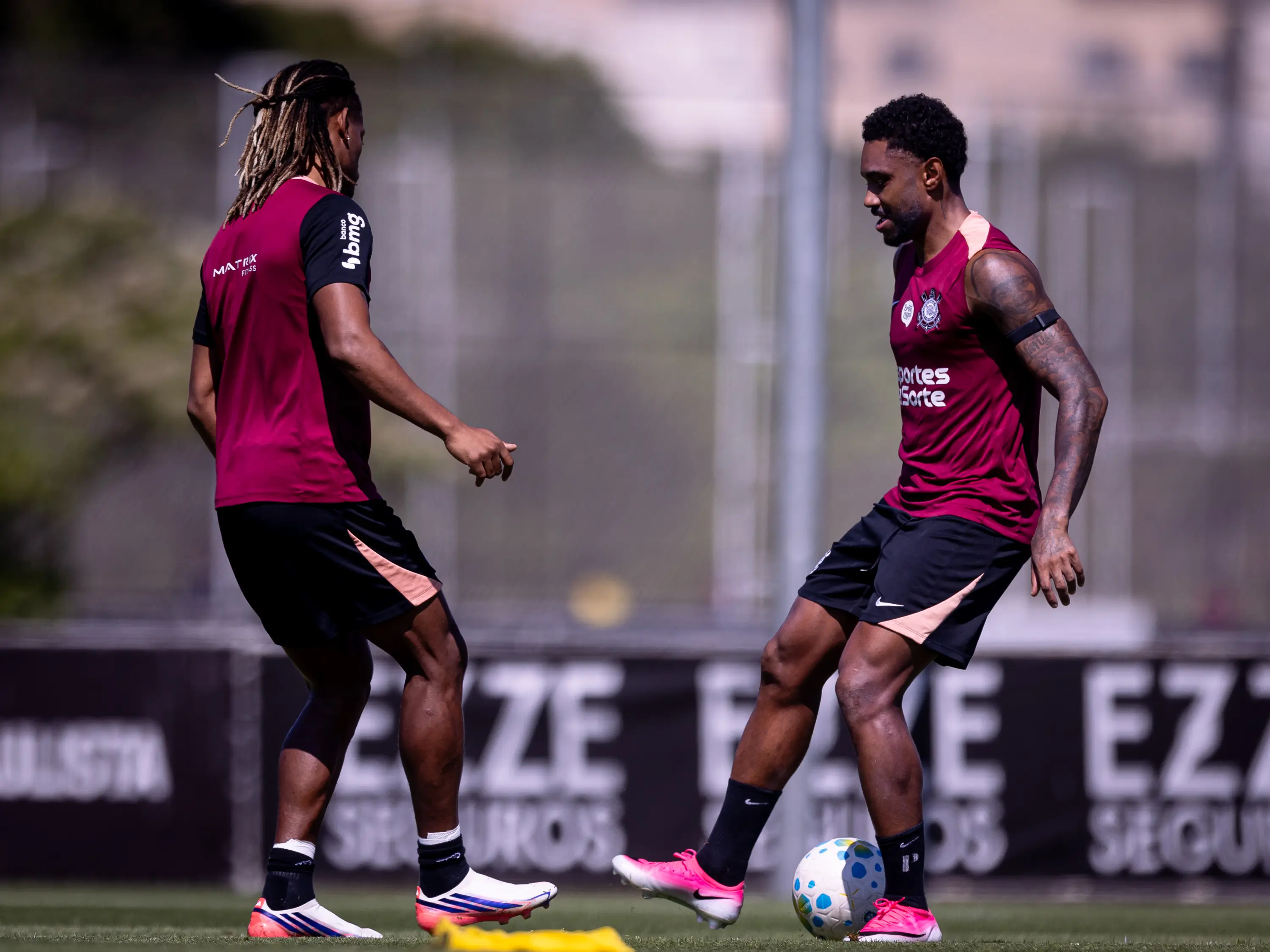 Veja galeria de fotos do treino do Corinthians nesta sexta-feira