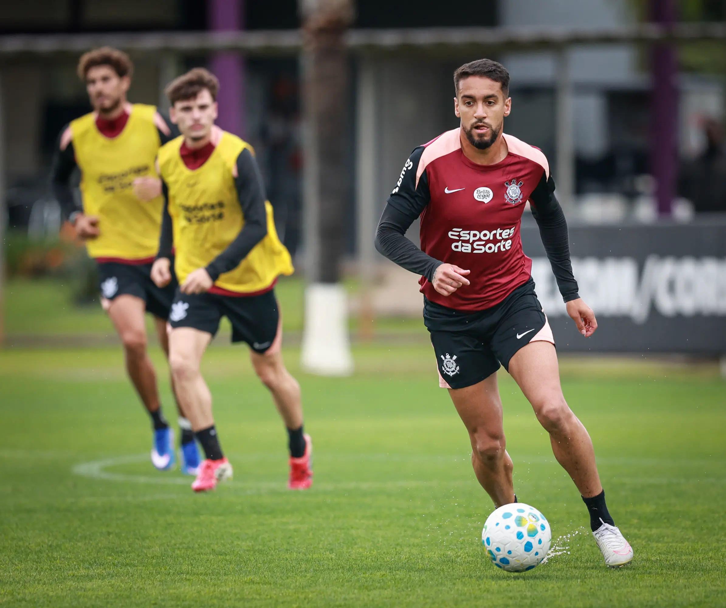 Veja galeria de fotos do treino do Corinthians neste sábado