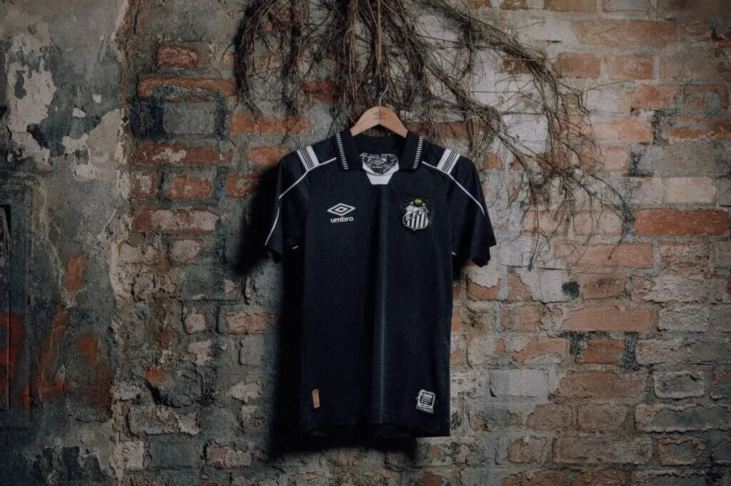 Veja fotos do novo terceiro uniforme do Santos para a temporada