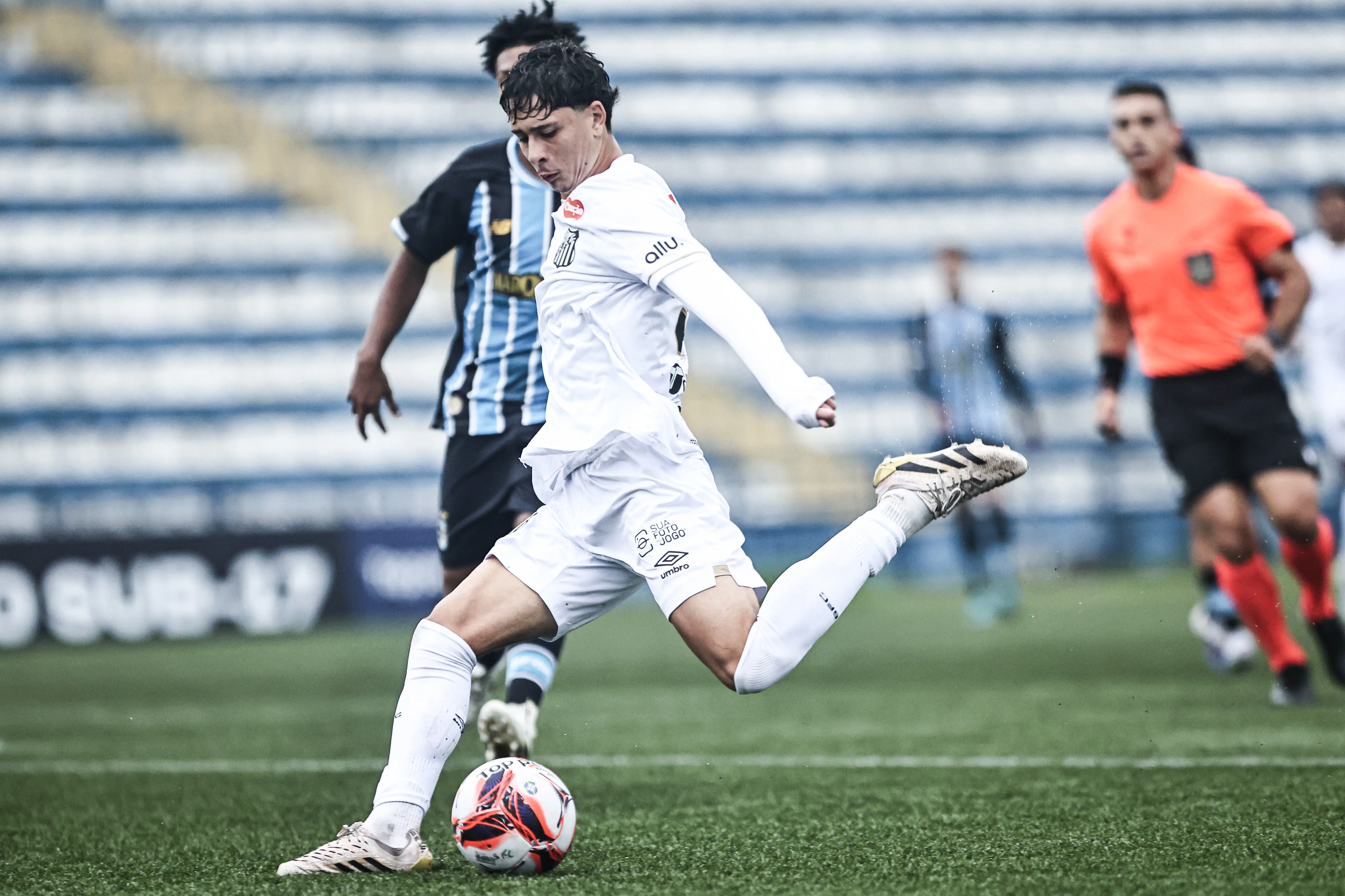 Santos x Fortaleza: saiba onde assistir ao jogo pelo Brasileirão sub-17