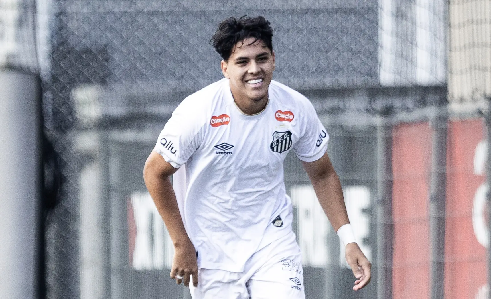 Santos volta a vencer o Jabaquara e avança às oitavas de final do Paulistão sub-20