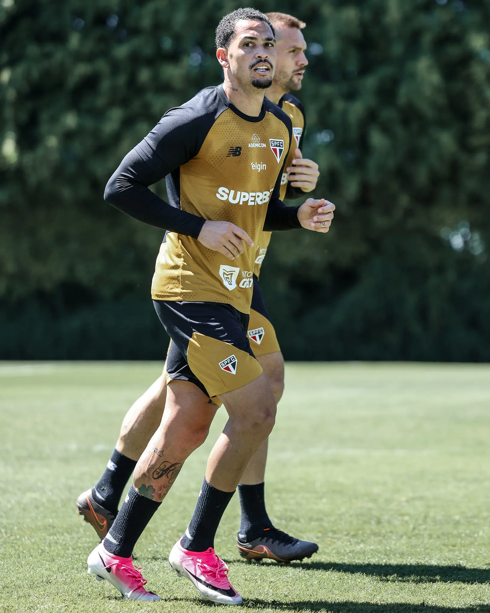 Veta fotos do treino do São Paulo desta quinta-feira no SuperCT