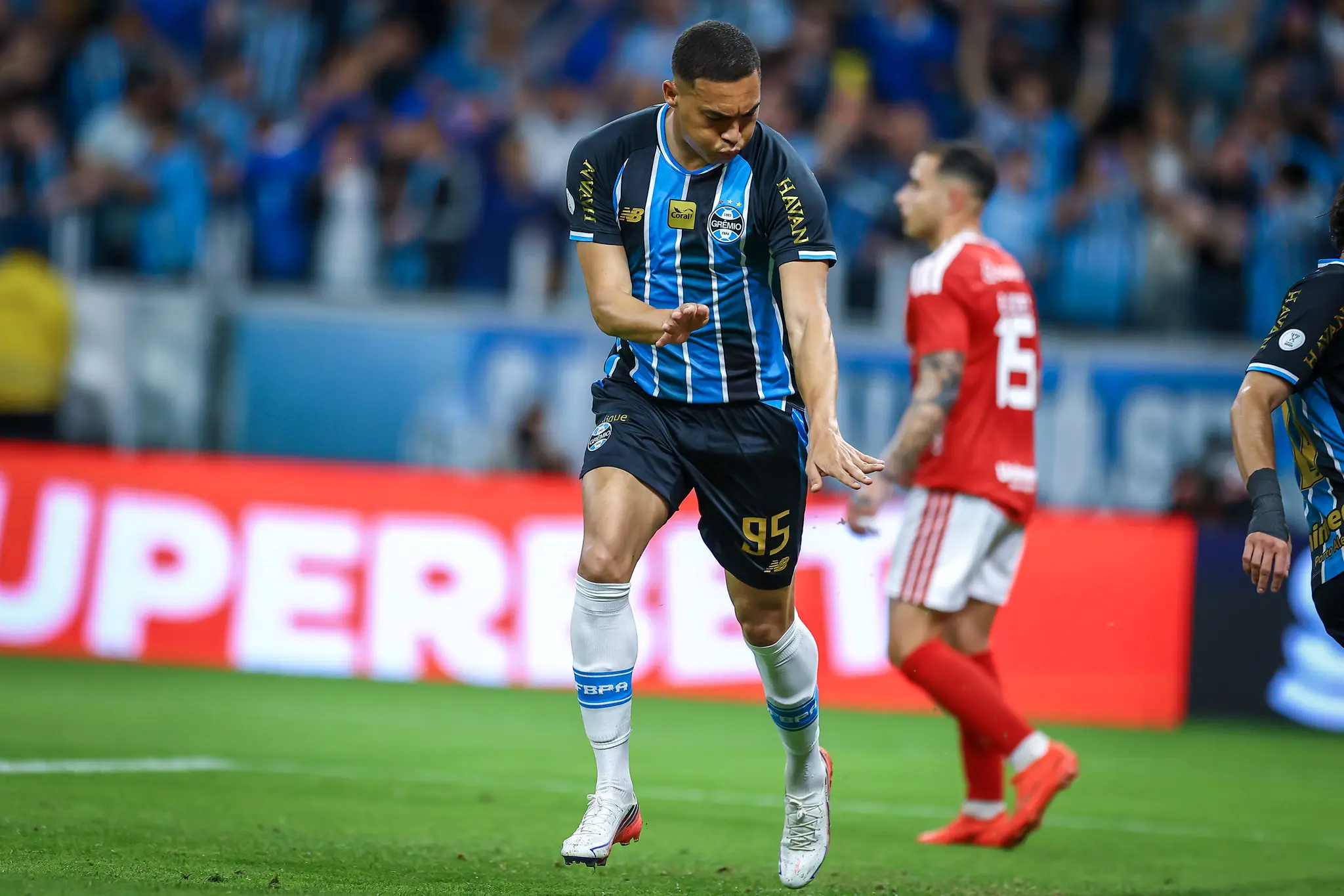 Melhores momentos: Grêmio 3 x 1 Internacional pela Copa do Brasil