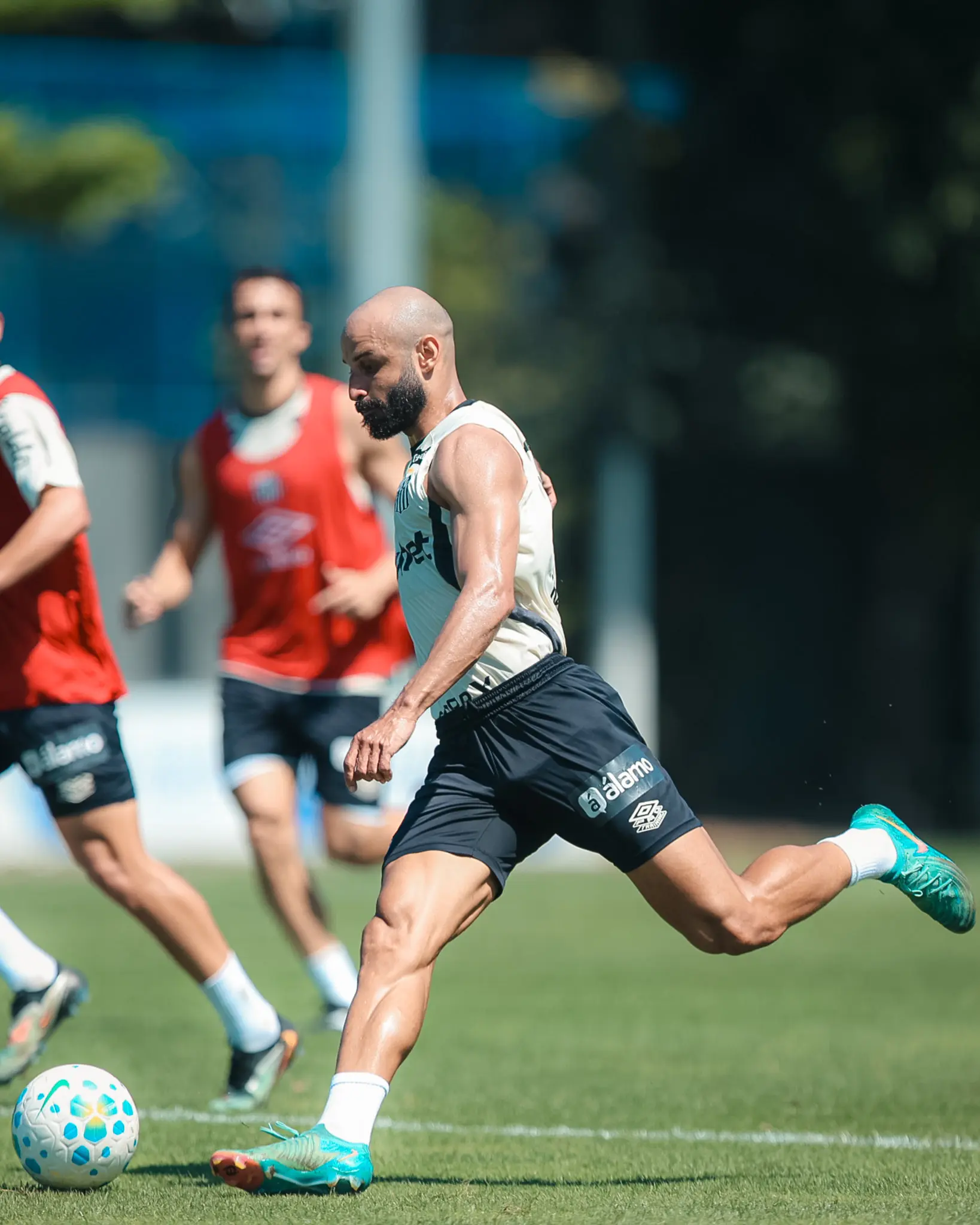 Veja fotos do treino do Santos desta sexta-feira