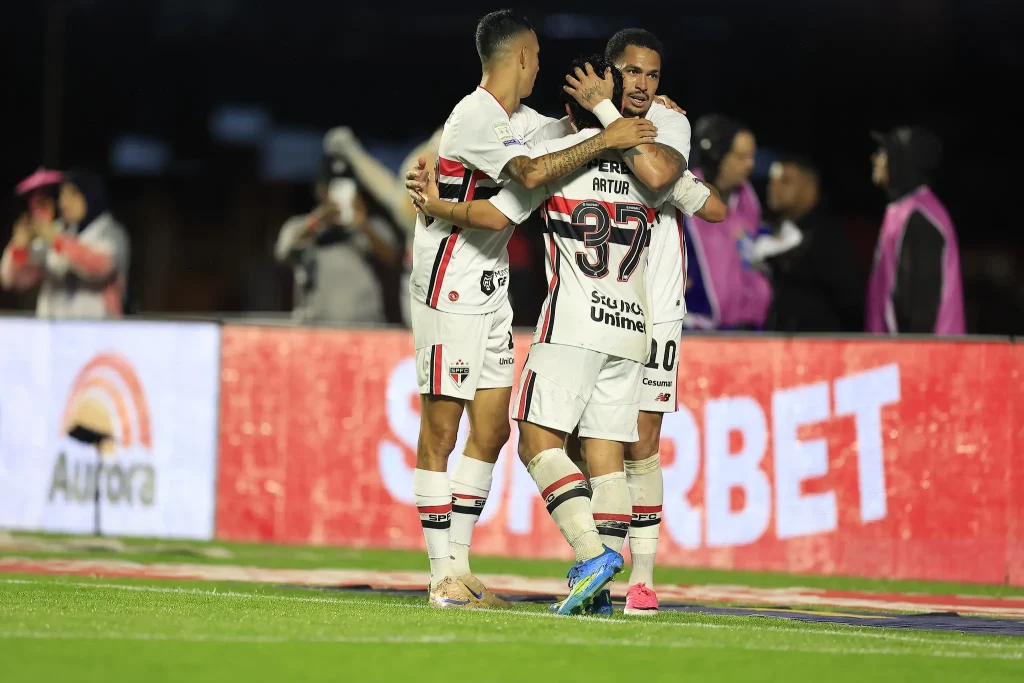 Imagem de capa representando a notícia: 