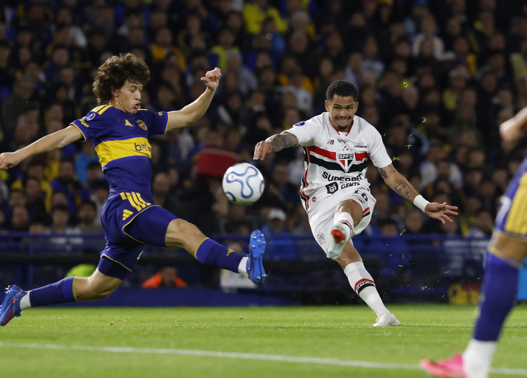 São Paulo busca reverter a desvantagem contra o Boca Juniors para avançar na Sul-Americana