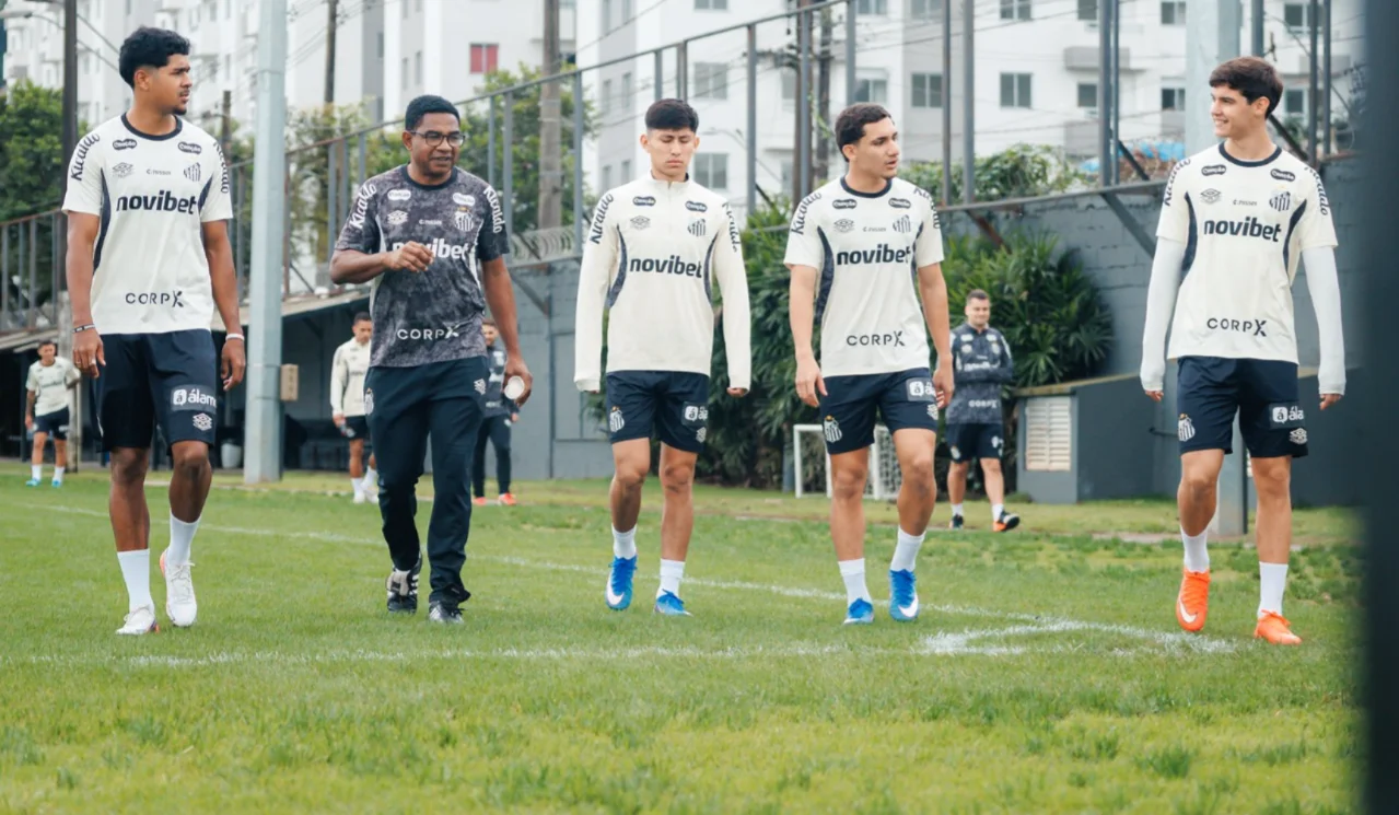 Veja fotos do treino Santos desta terça-feira