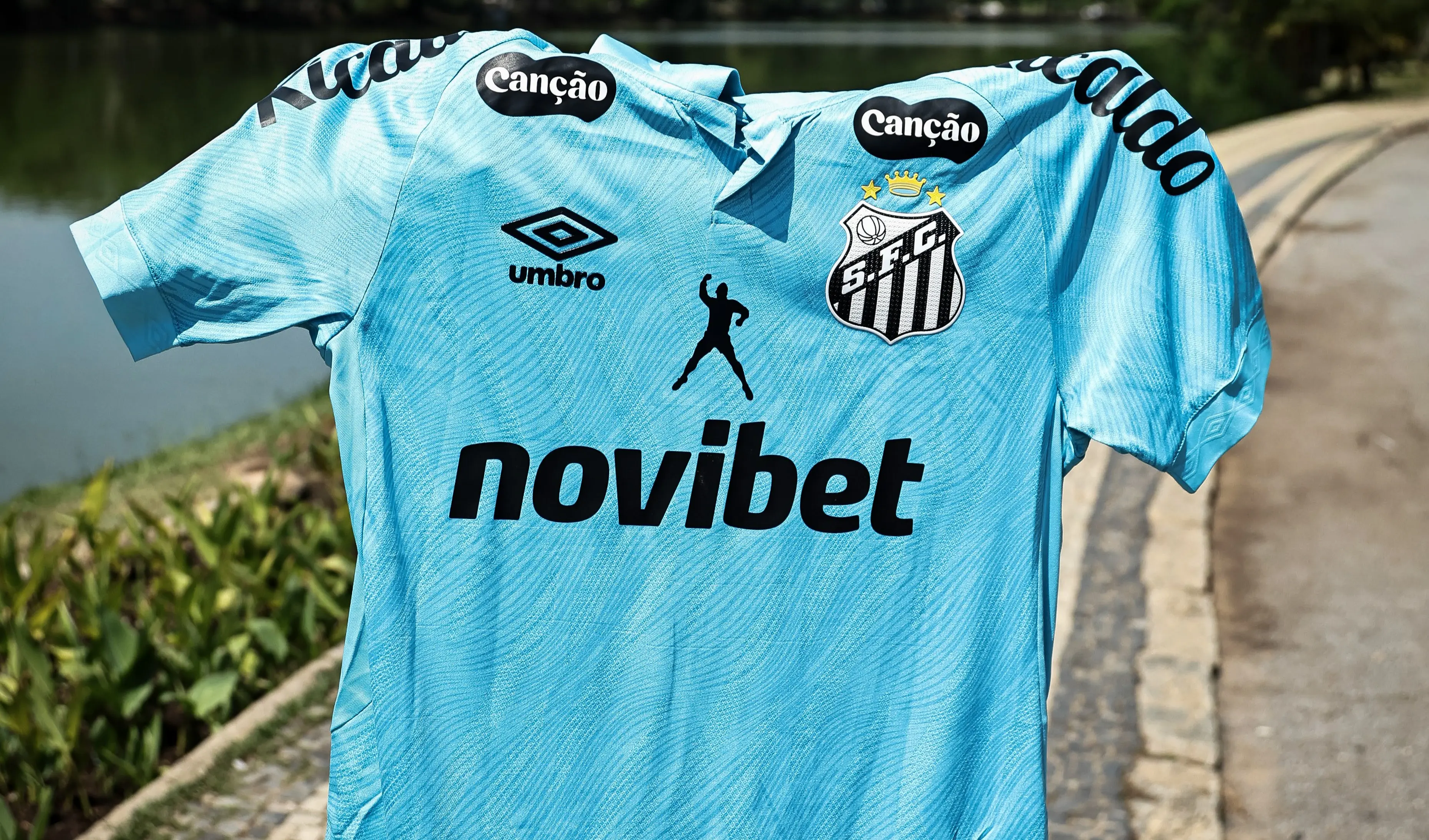 Acordo entre Santos e Adidas pode superar R$ 250 milhões; veja detalhes do contrato