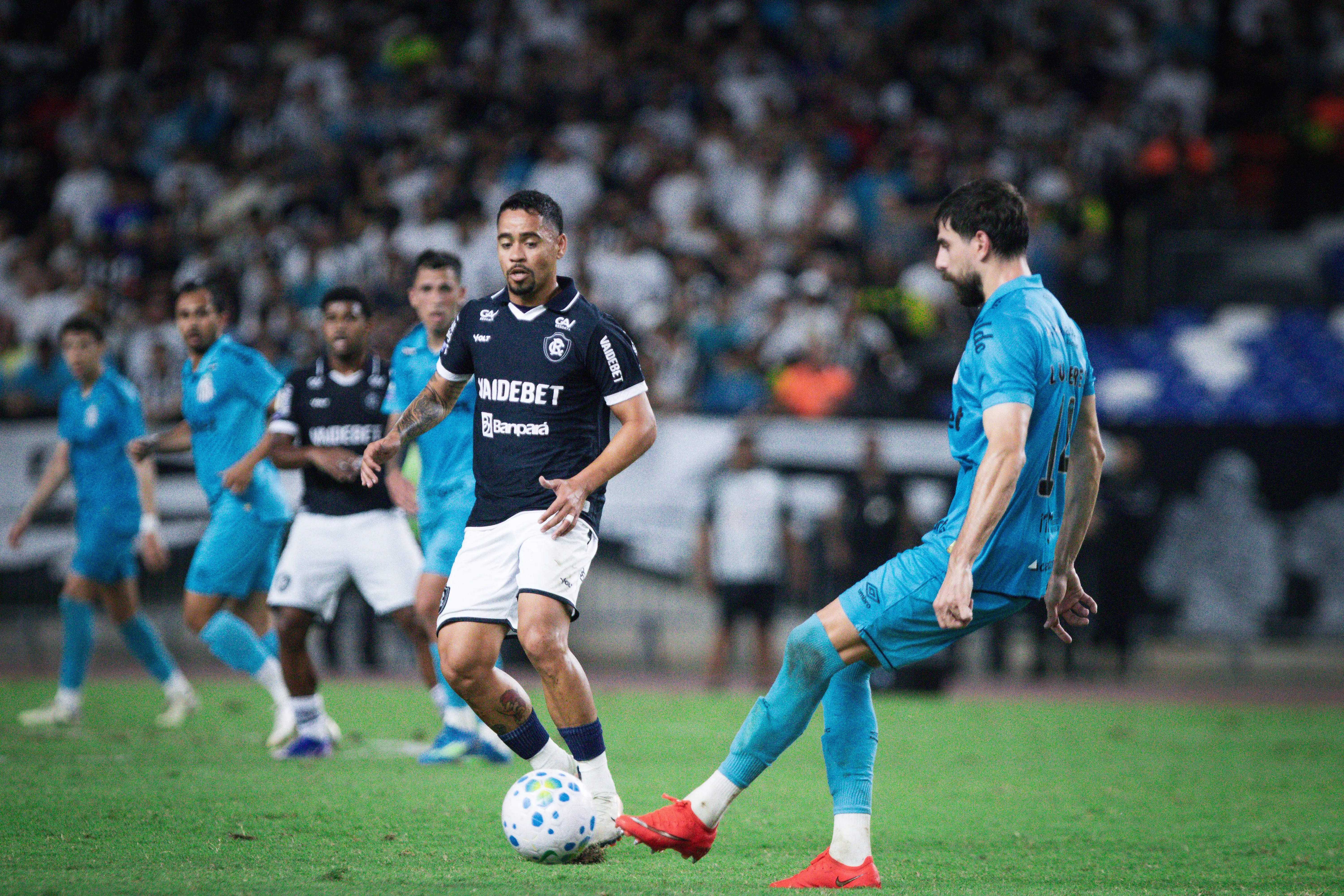 Santos perde Luan Peres e Bontempo para clássico contra o São Paulo; entenda