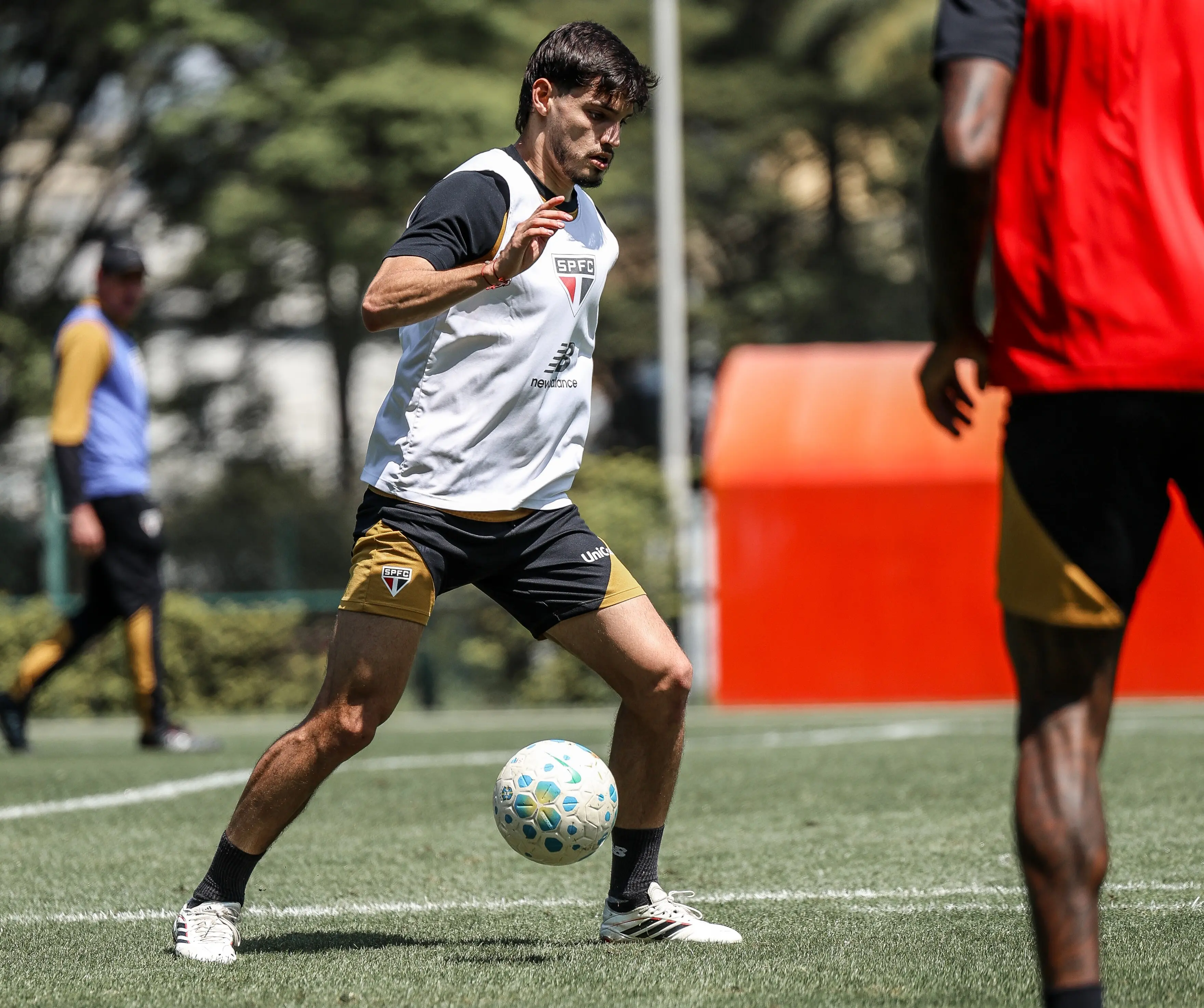 Veja fotos do treino do São Paulo desta sexta-feira