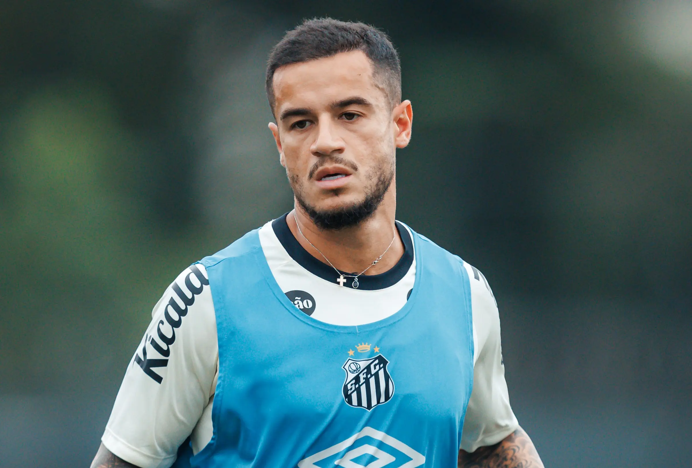 Cuca promove treino físico e tático, e Santos avança em preparação para clássico