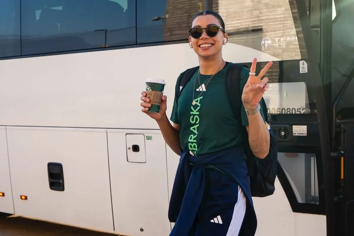 Ex-Seleção Brasileira, Carolana revela diagnóstico de câncer e duas cirurgias
