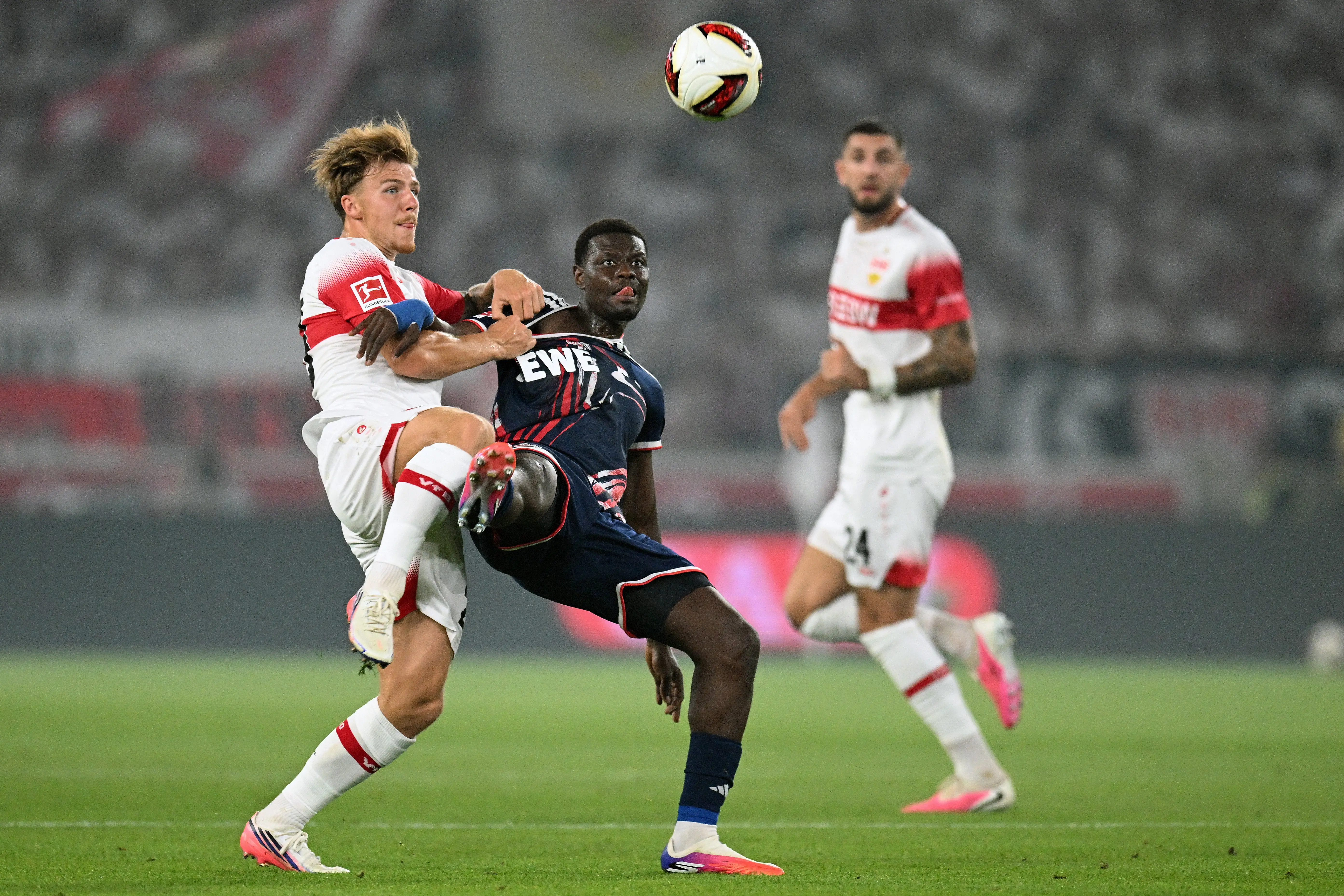 Veja fotos da partida entre Stuttgart e Côlonia pelo Campeonato Alemão