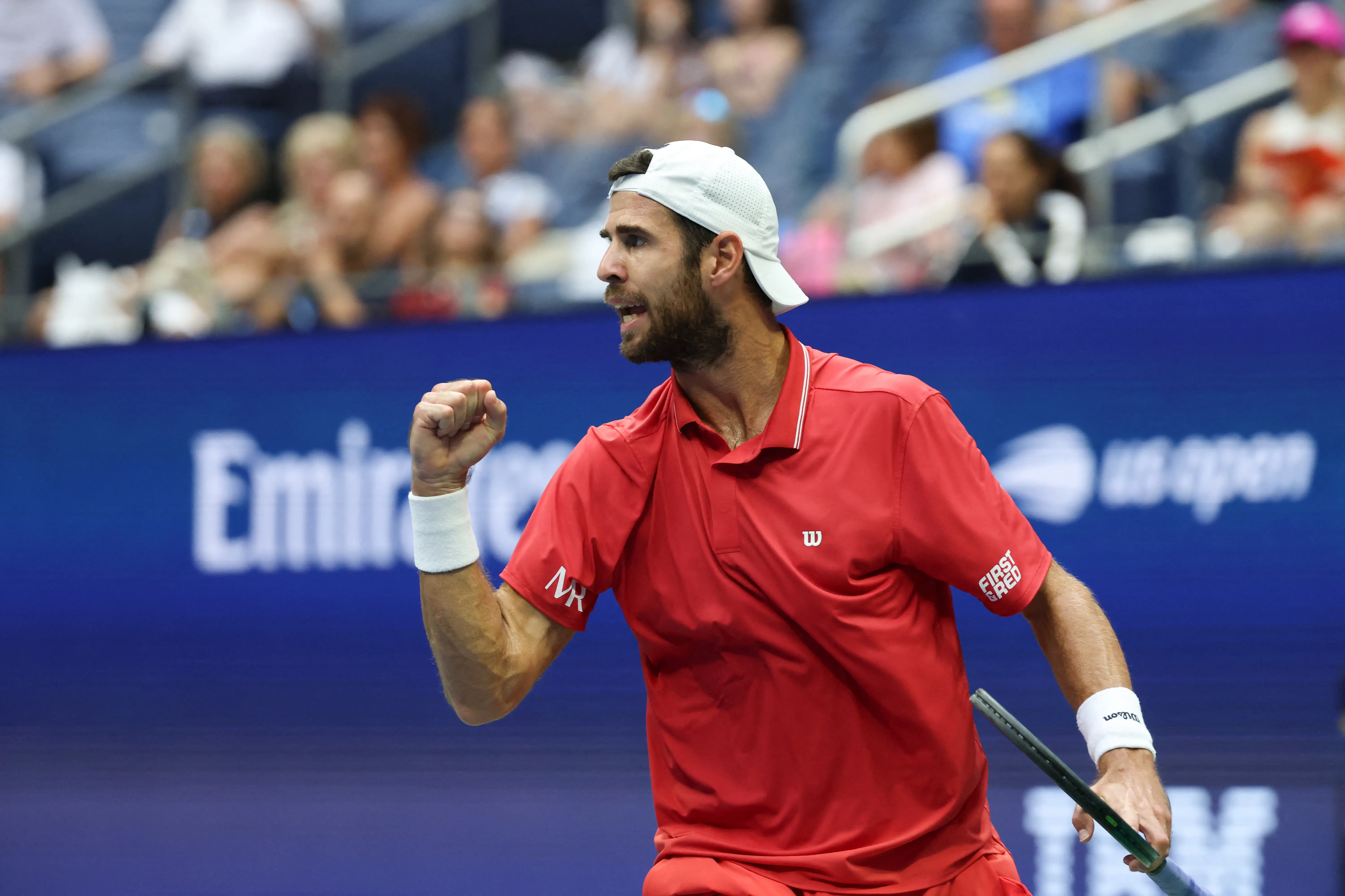 Khachanov avança à semifinal do US Open após abandono de Blockx