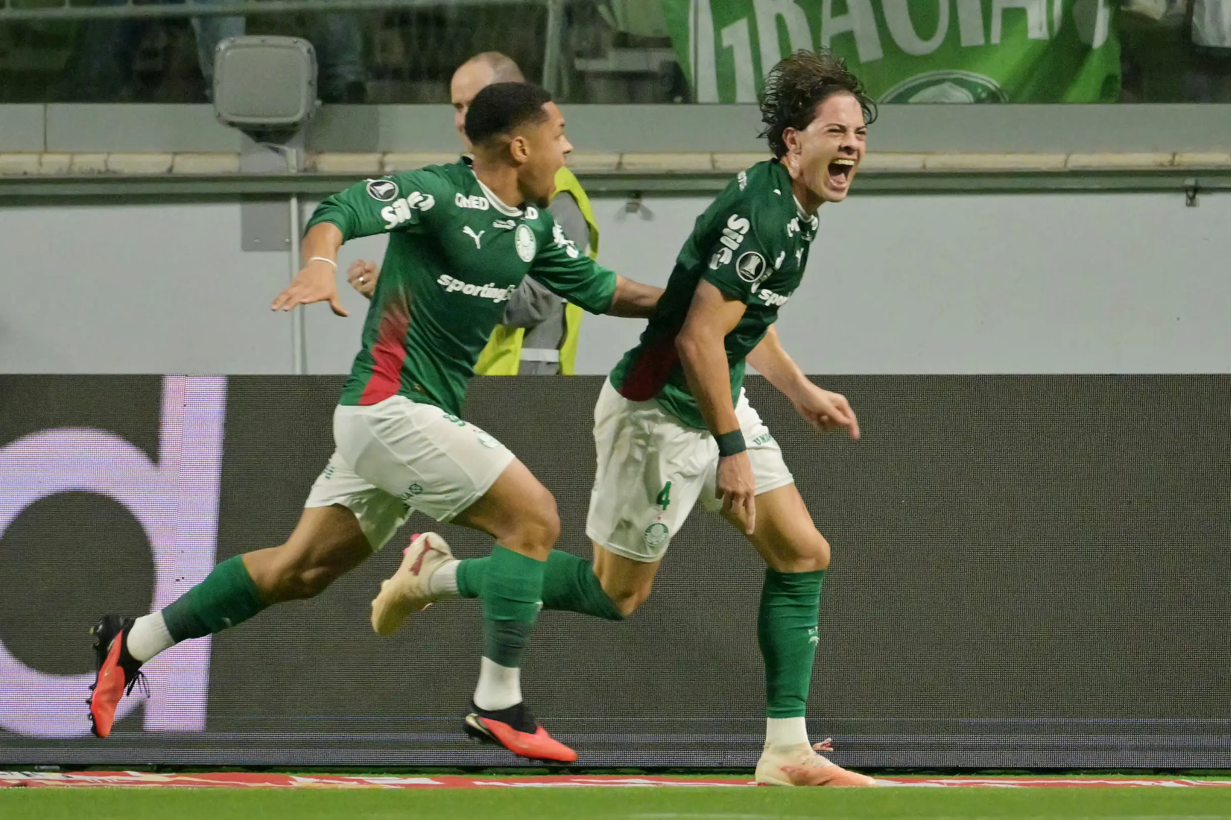Giay festeja boa fase no Palmeiras e avalia vitória magra contra a LDU: “Queríamos fazer mais”