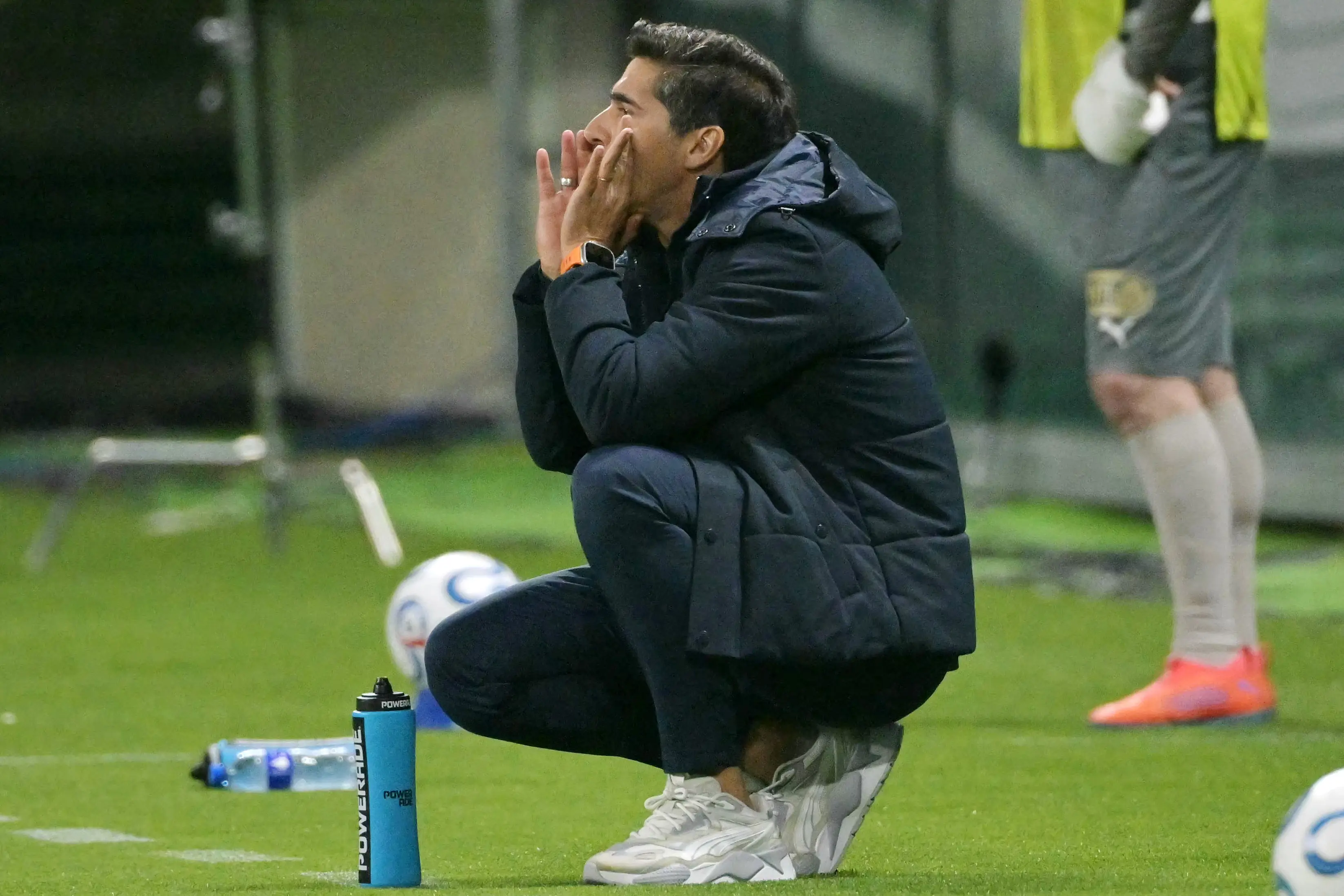 Abel reclama de regra do Brasileirão no Palmeiras e propõe reflexão: “Responsabilidade é minha?”