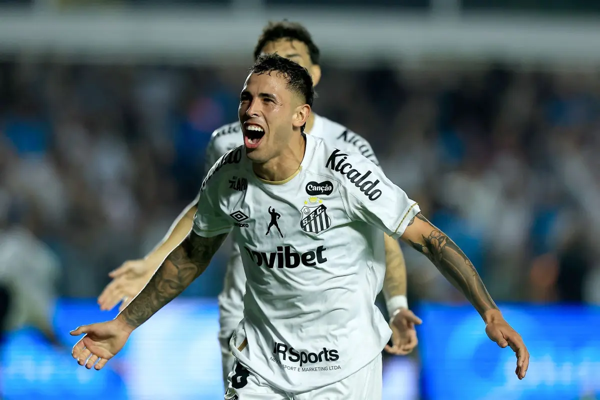 Veja o gol de Oliva na vitória do Santos contra o Atlético-MG pela Sul-Americana
