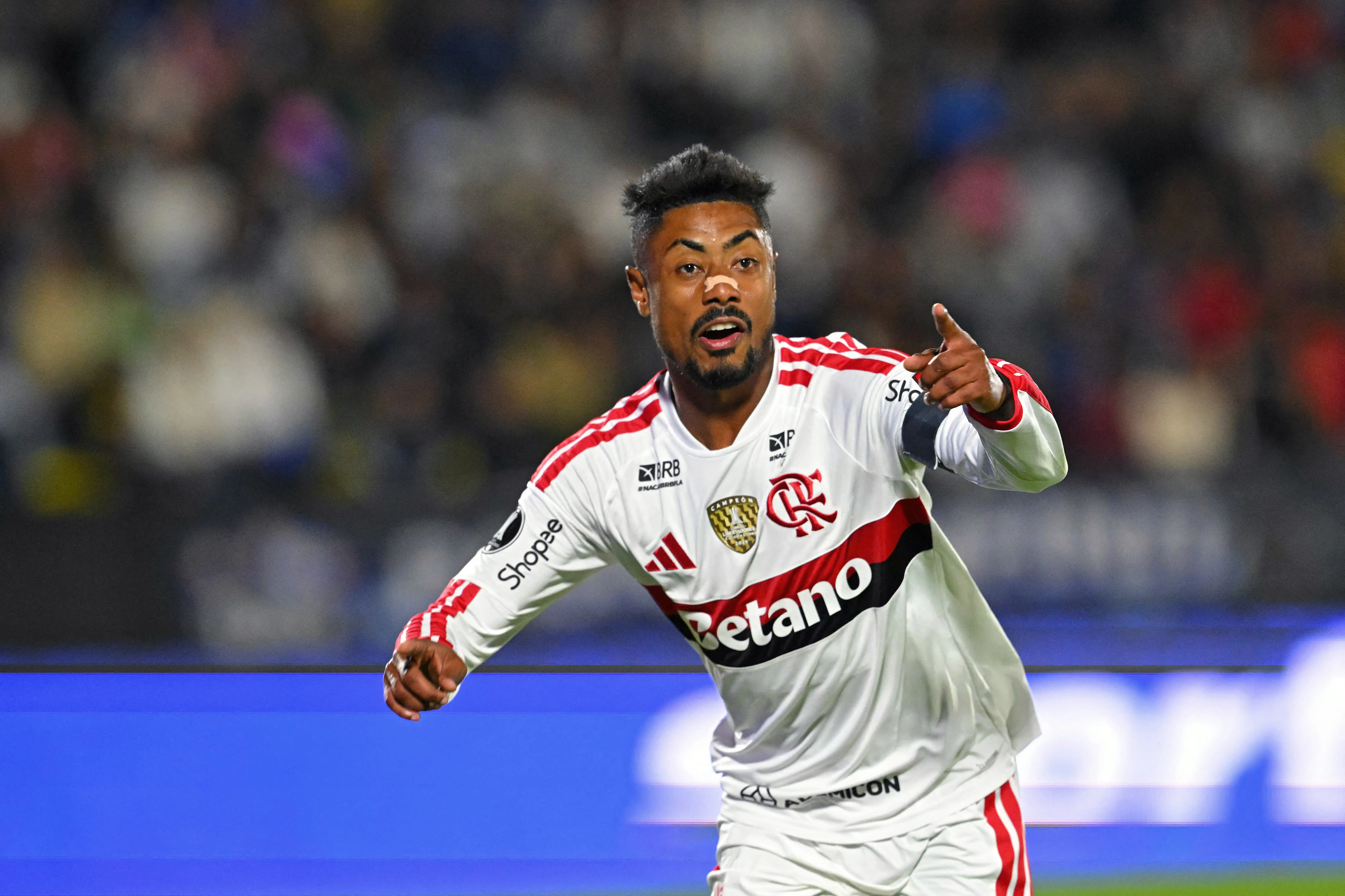 Bruno Henrique valoriza papel no Flamengo e elogia Joaquín Freitas