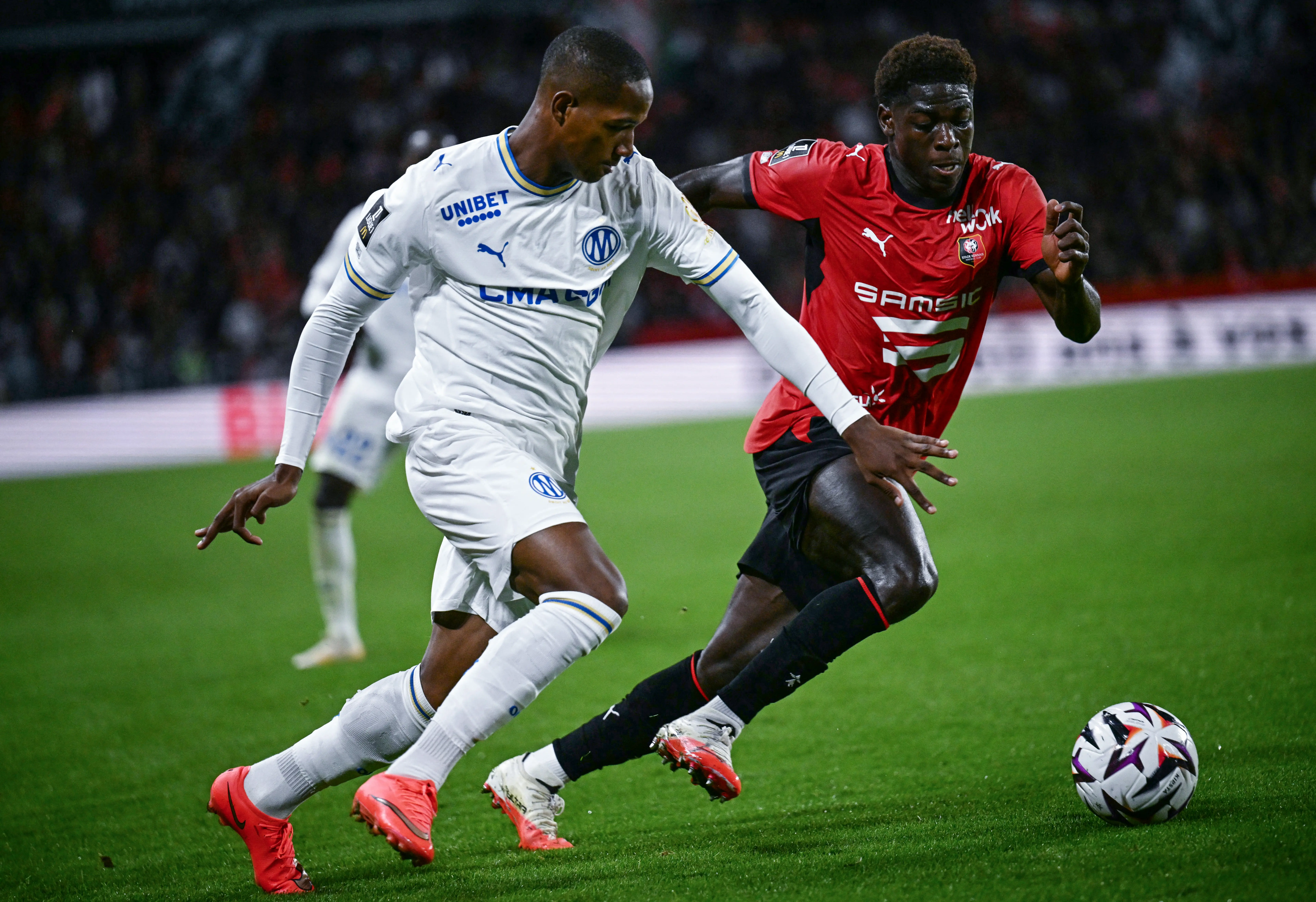 Veja as fotos do confronto entre Rennes e Olympique de Marseille