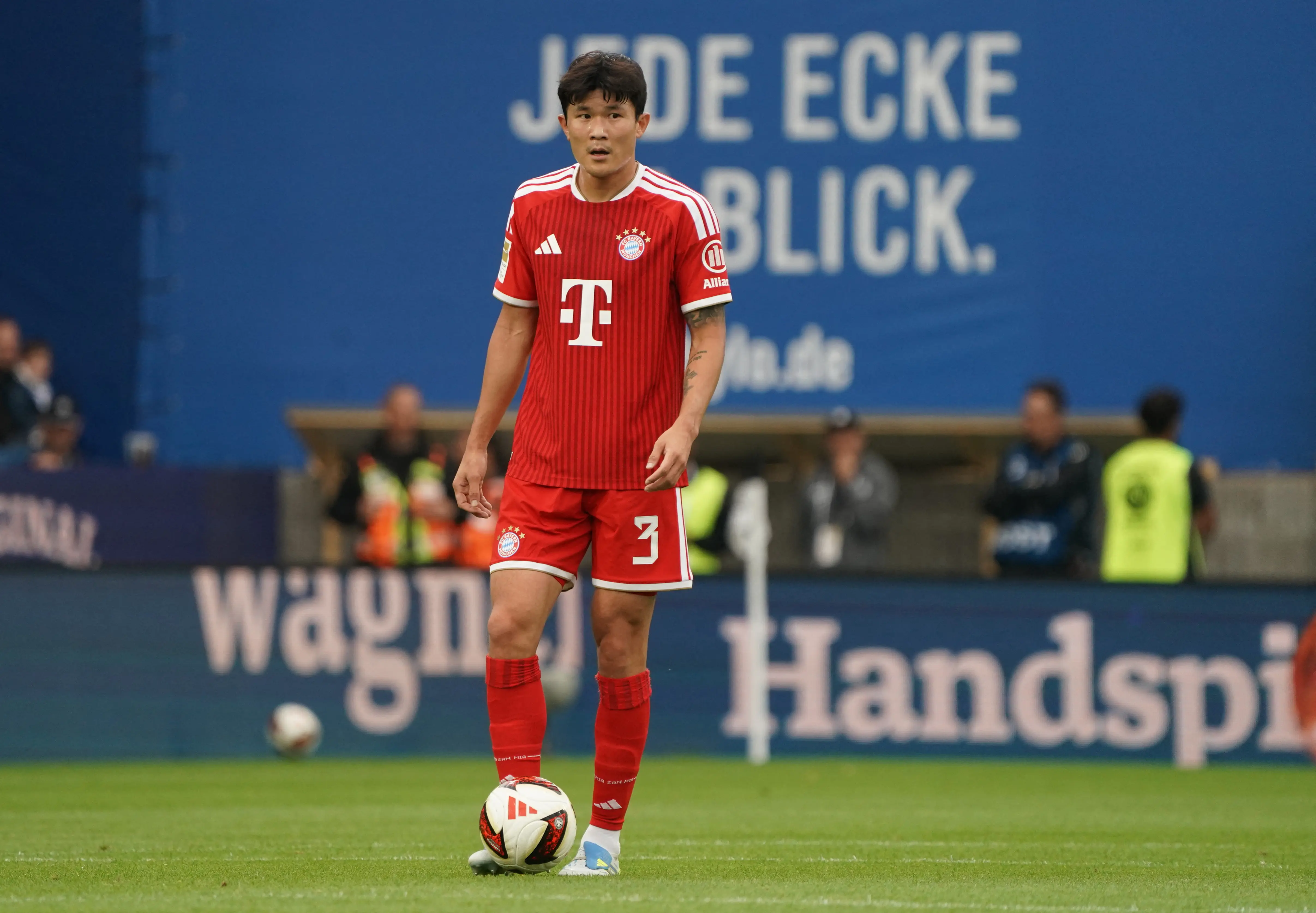 Veja fotos da partida entre Elversberg e Bayern pelo Campeonato Alemão