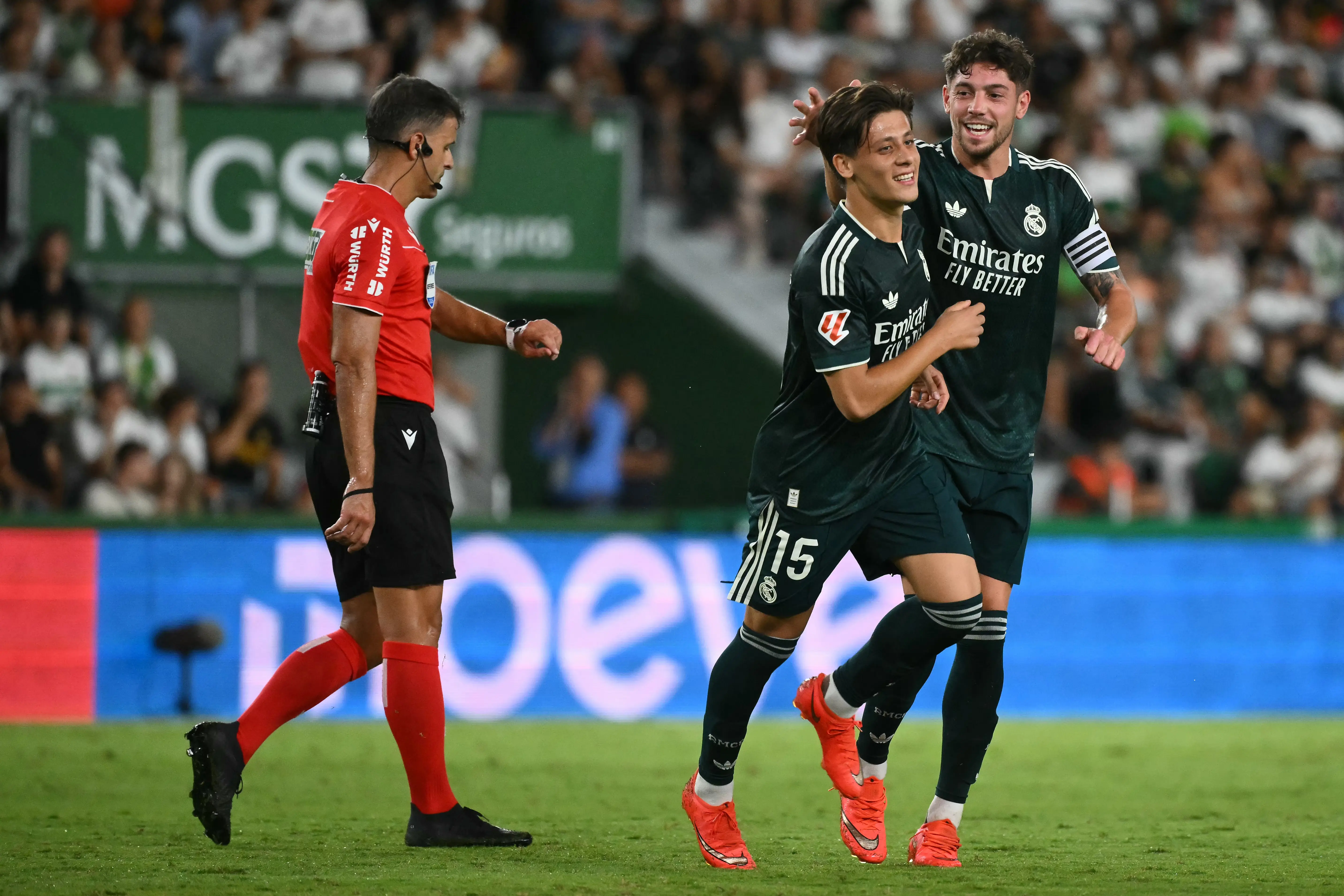 Veja fotos de Elche x Real Madrid pelo Campeonato Espanhol