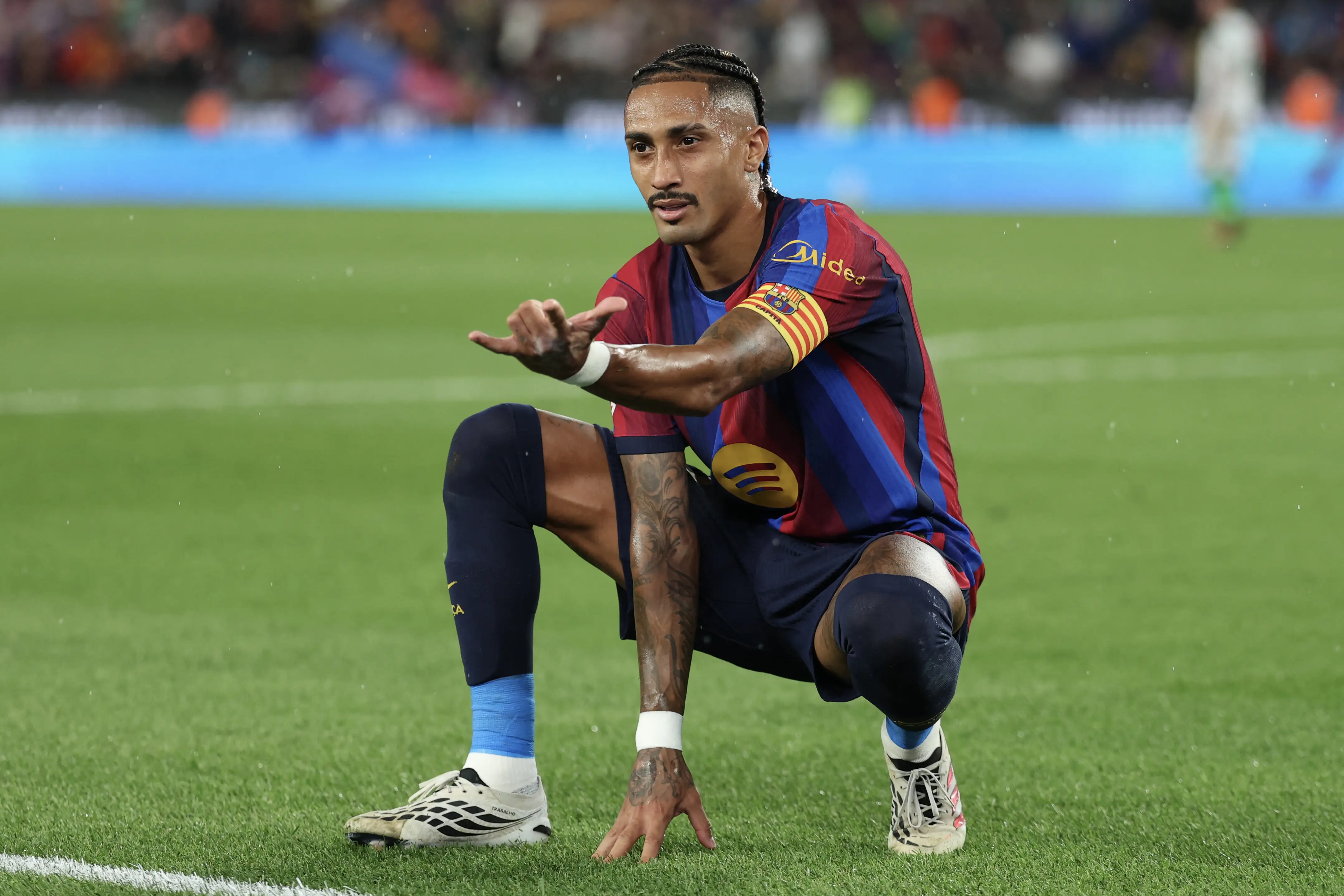 Barcelona alinha renovação de contrato com Raphinha